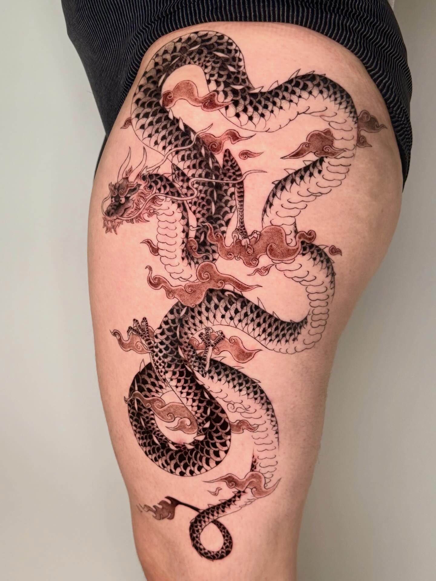 Dragon japanese irezumi tattoo on the thigh by Andrew Flatts