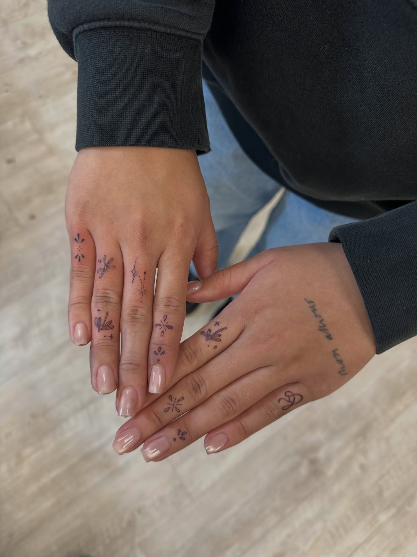 Tattoo by @liza.tattoos β dotwork