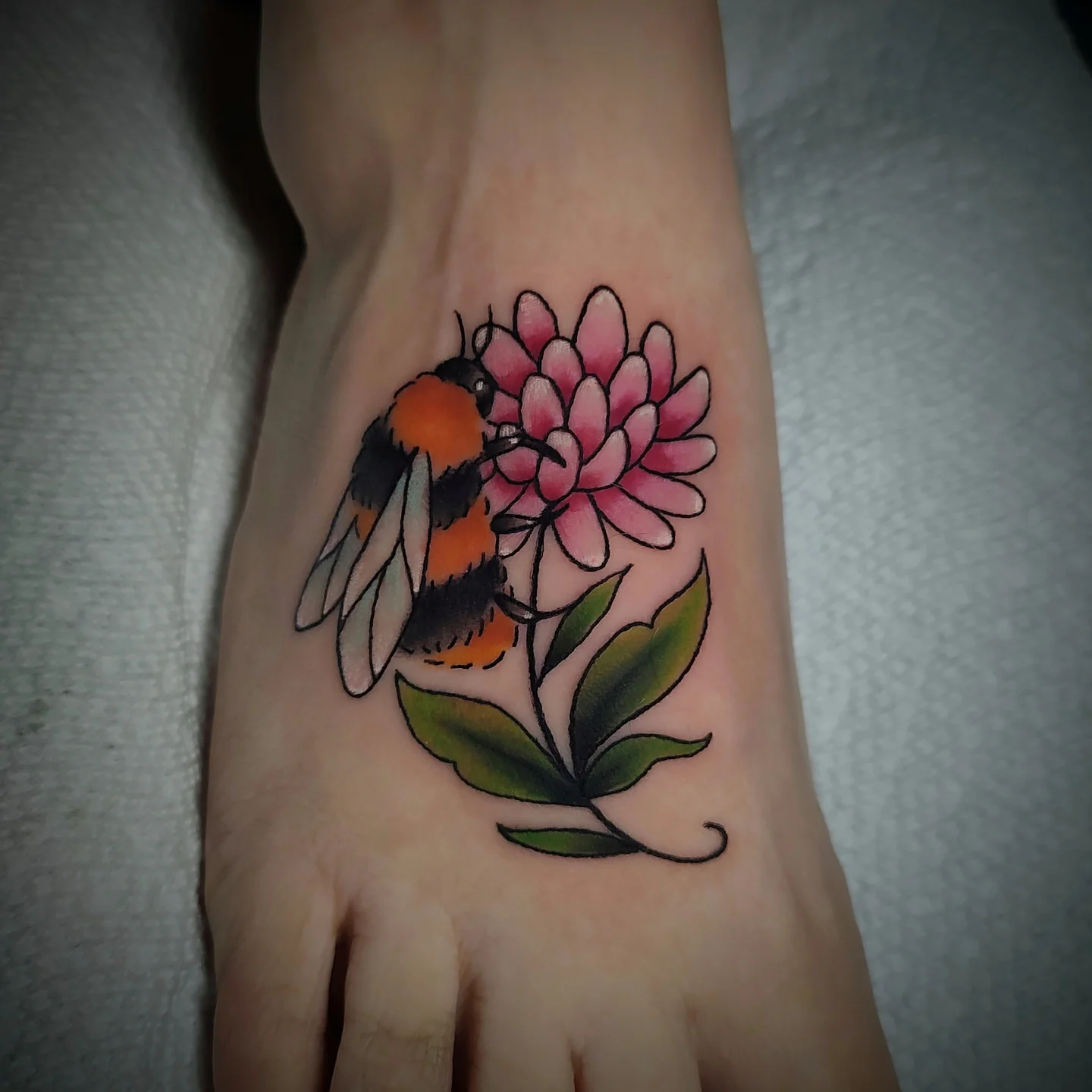 Tattoo by @hopelesstattoos — american_traditional