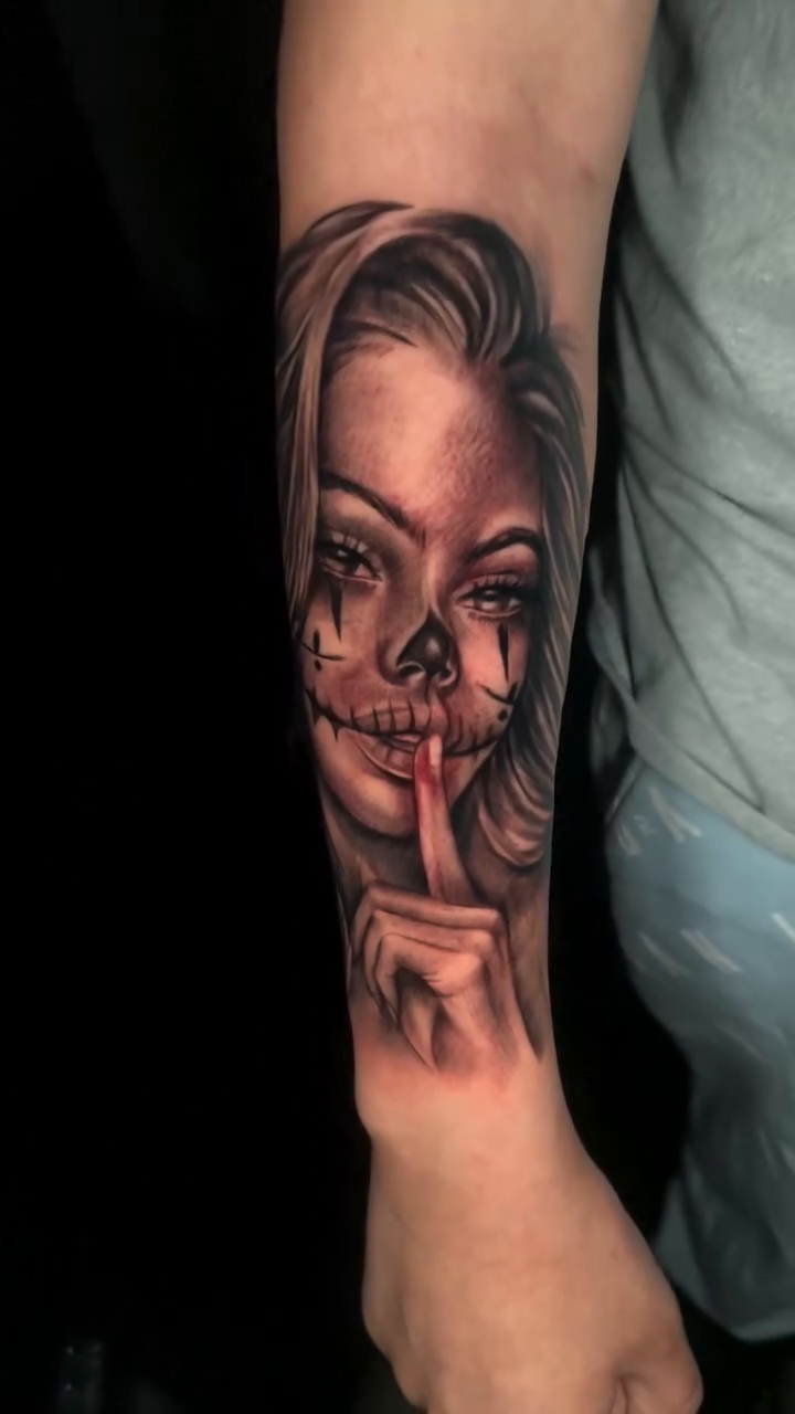 Woman with skull face realism tattoo by Shaunboweink