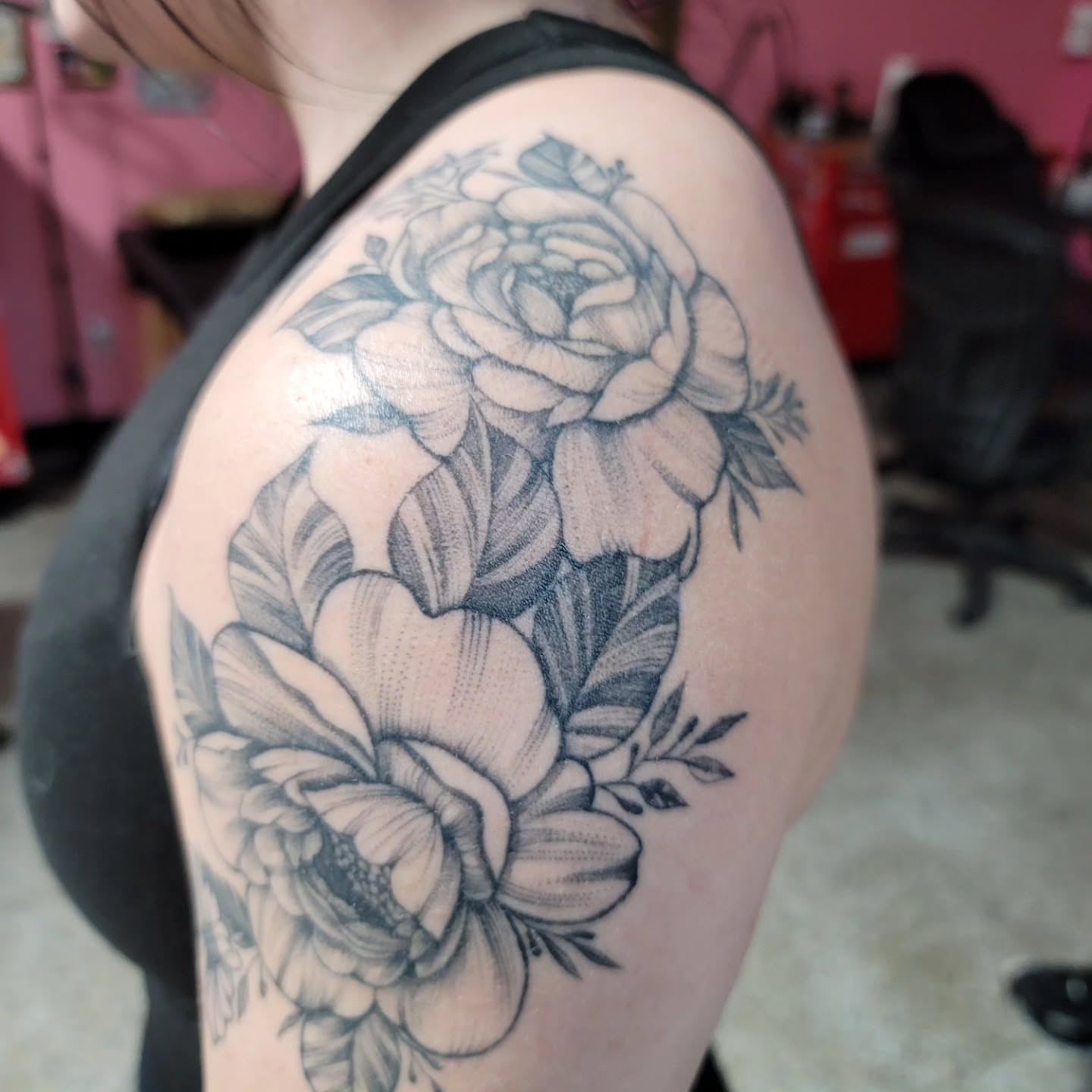 Floral bouquet realism tattoo on the shoulder by Mary Lefeau