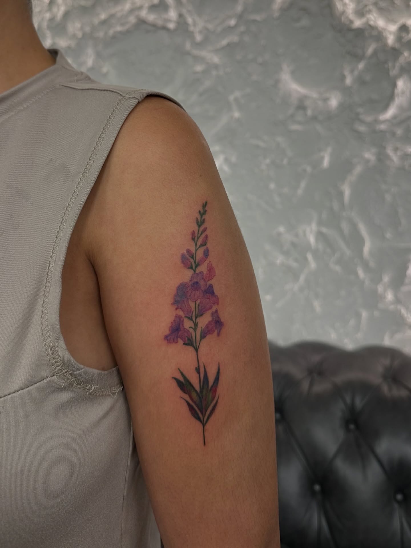 Tattoo by @liza.tattoos β realism