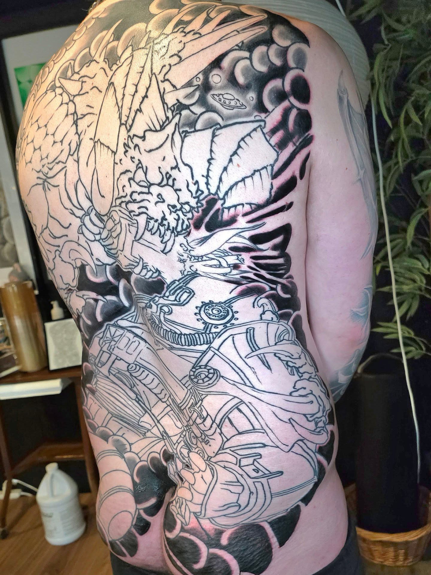 Tattoo by @horikitattoos — japanese_irezumi, dotwork