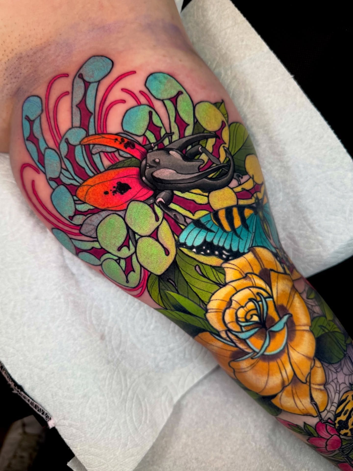 Tattoo by @jonleightontattoo — new_school, geometric