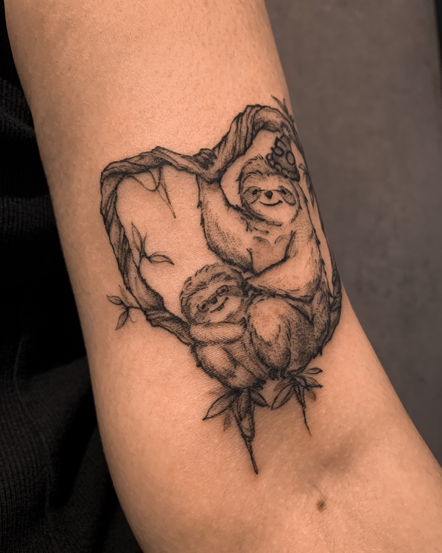 Tattoo by @__21.tattooworkerz__ — black_and_grey, realism