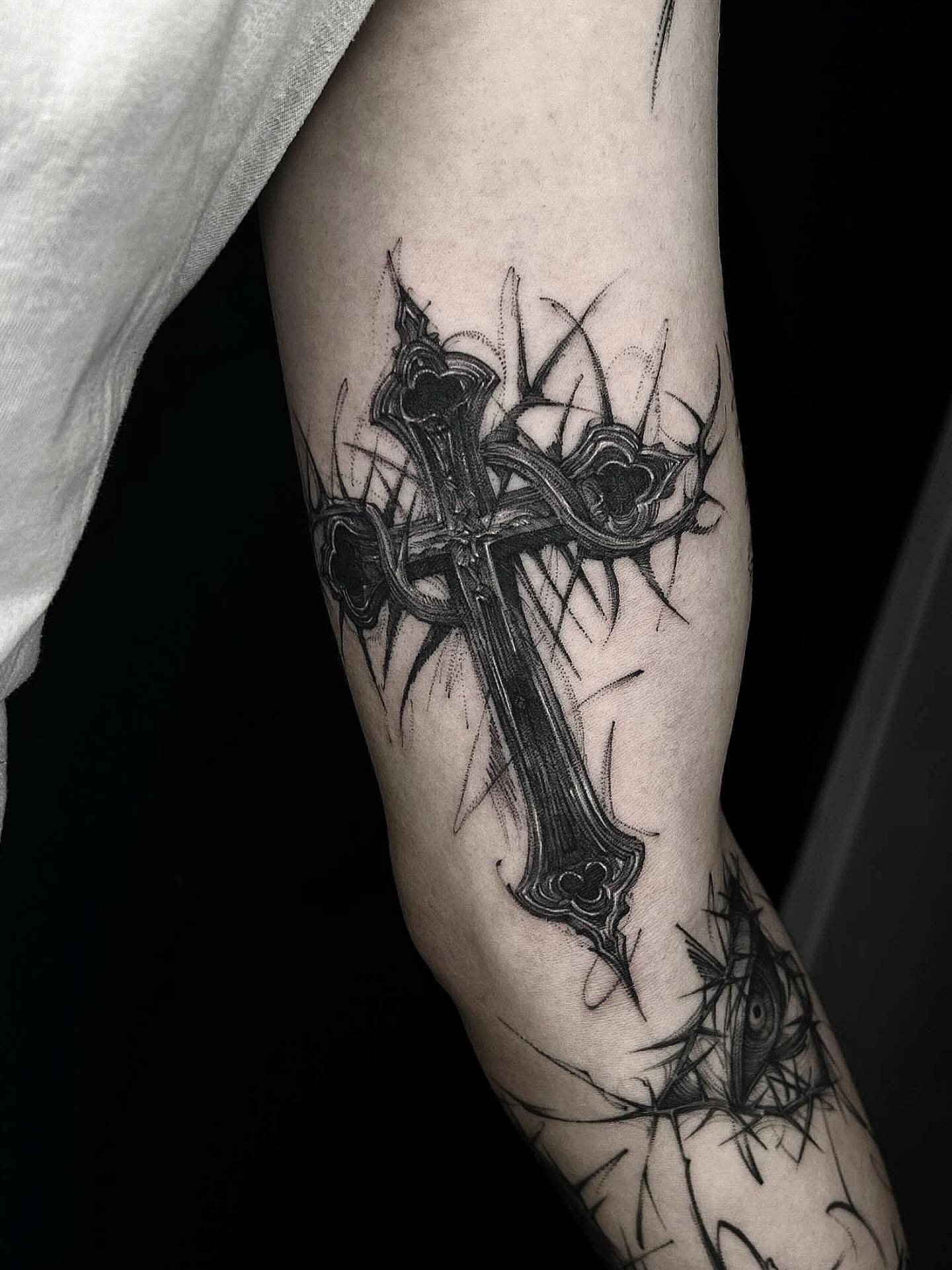 Tattoo by @tamilia_howall — black_and_grey, dark_realism