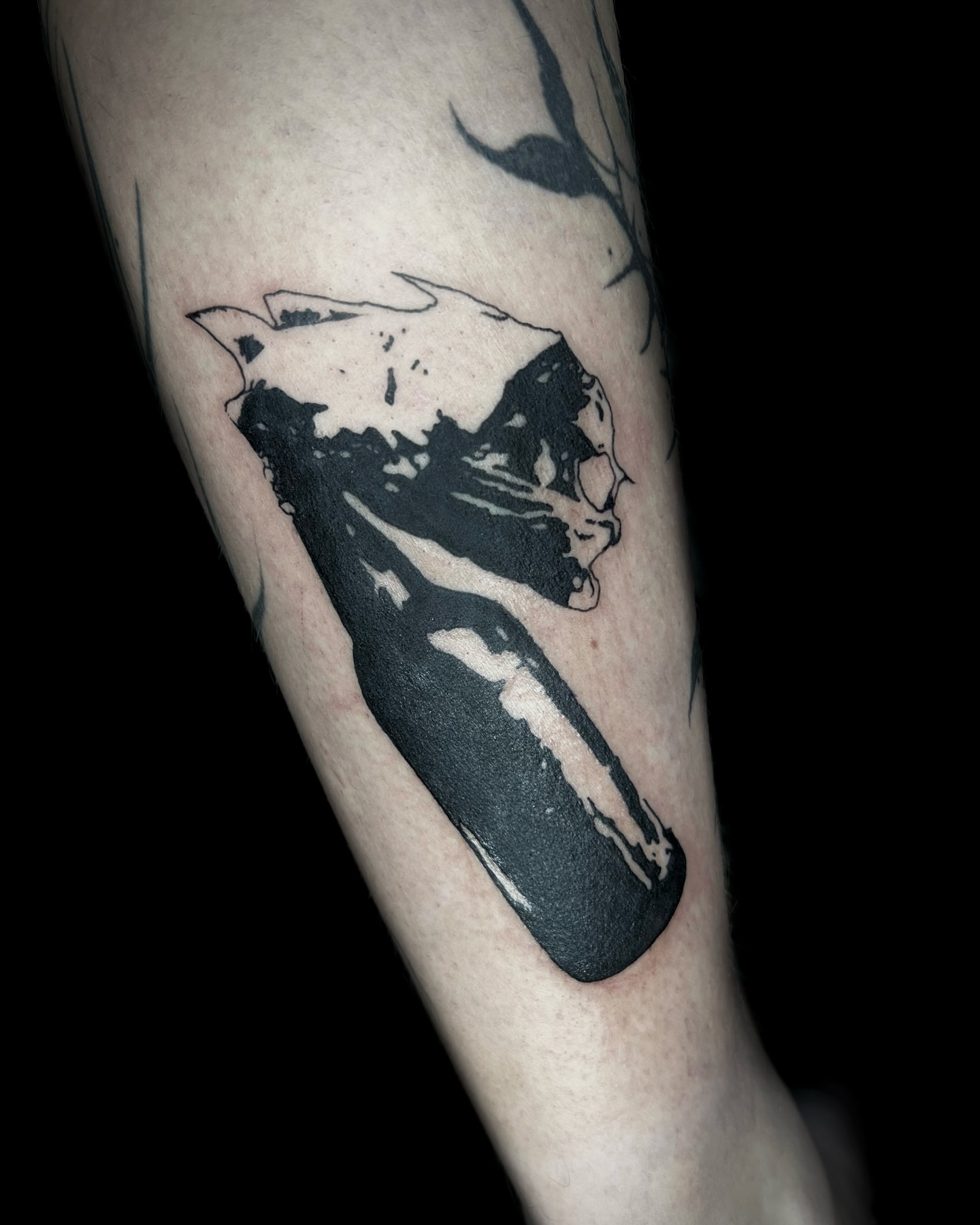 Tattoo by @axelj_ttt — black_and_grey