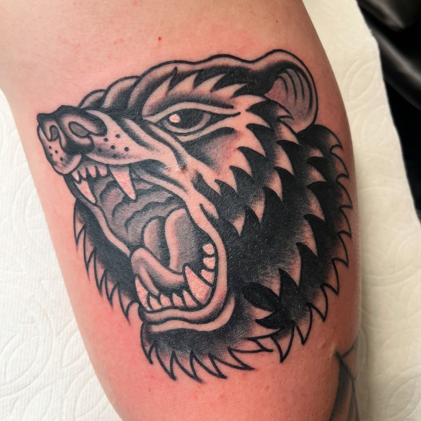Tattoo by @jeffrileytattoo — black_and_grey