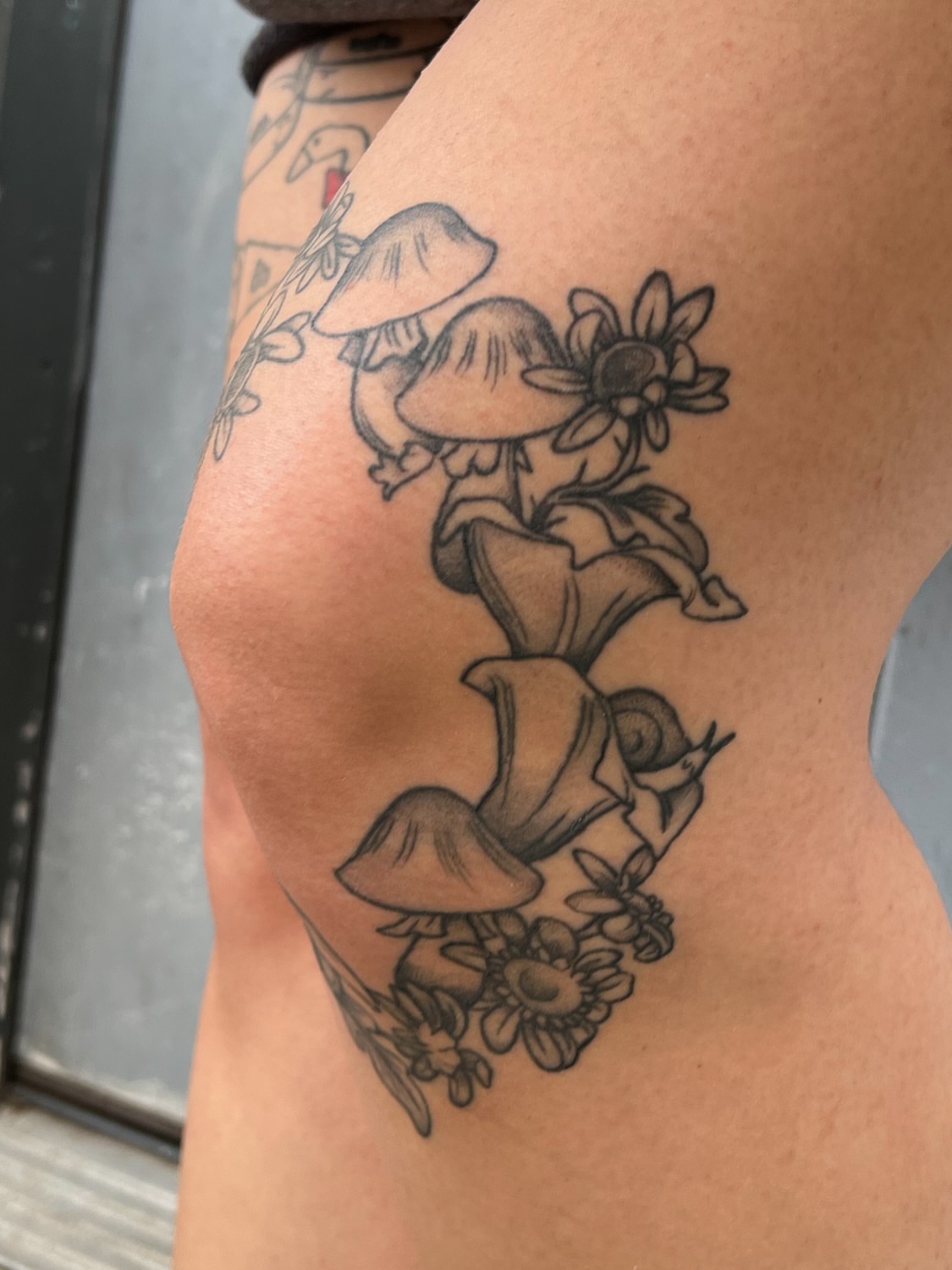 Tattoo by @lyndzee_ — black_and_grey