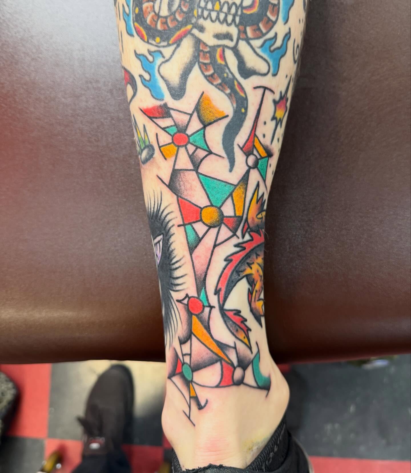 Tattoo by @discomark_ — geometric