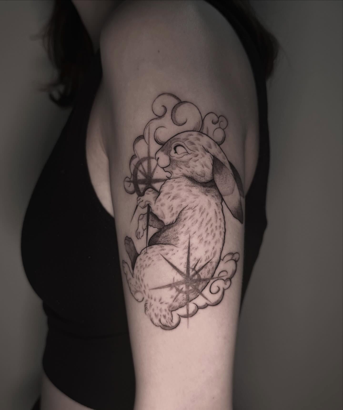 Tattoo by @hellishxtattoos โ black_and_grey
