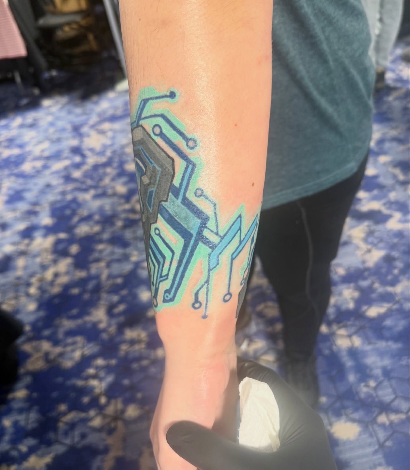 Tattoo by @injectintelligence — geometric