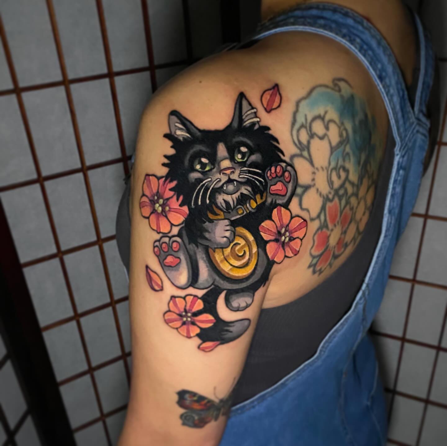 Tattoo by @lindsay.stardust — american_traditional