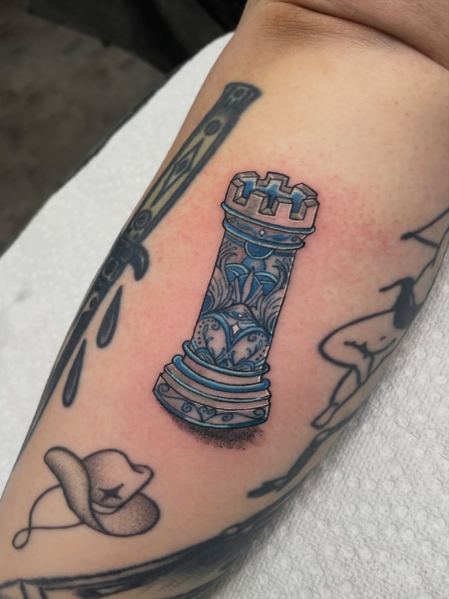 Tattoo by @taylormadeinkco — black_and_grey