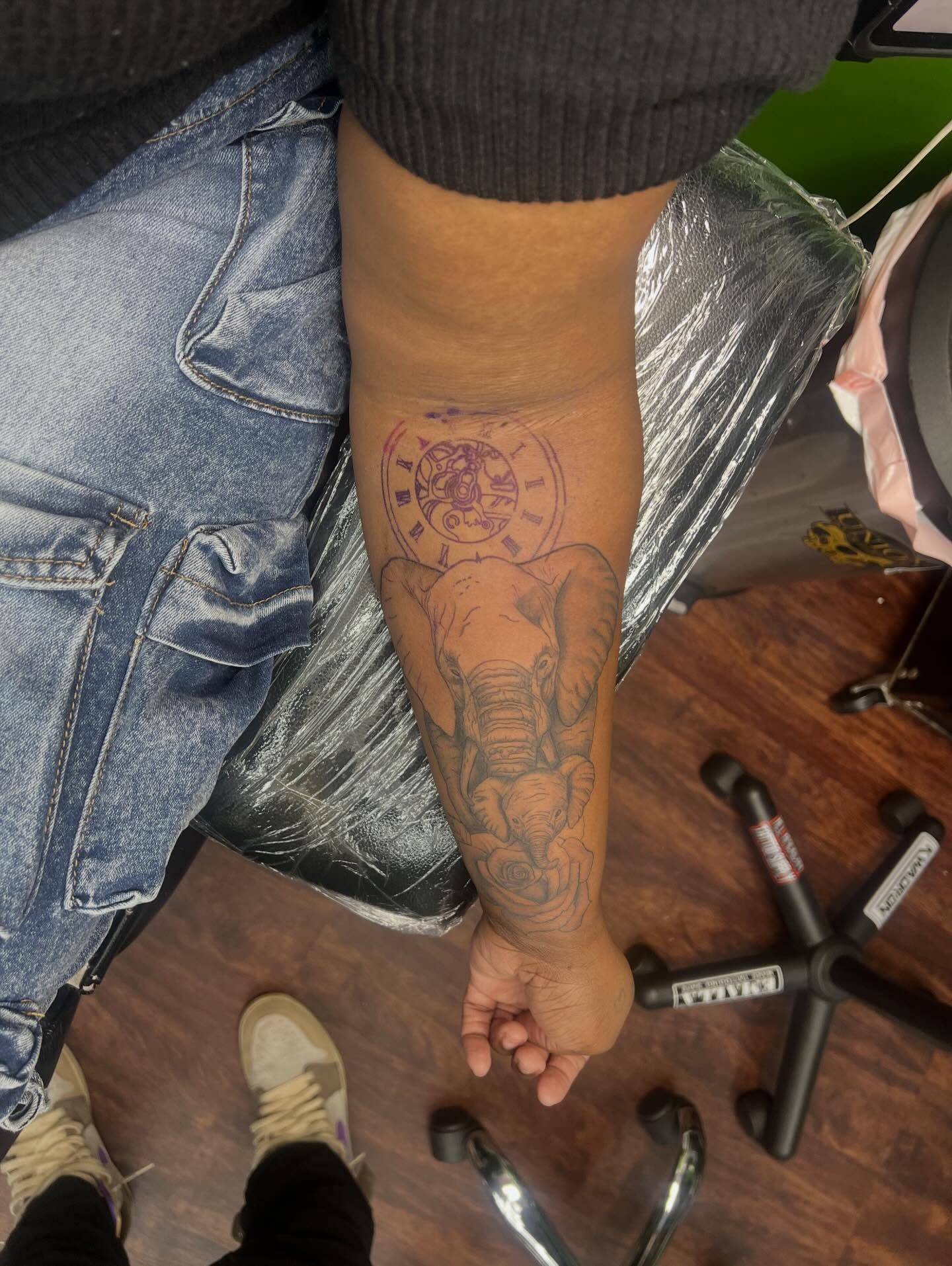 Tattoo by @_glassink — realism