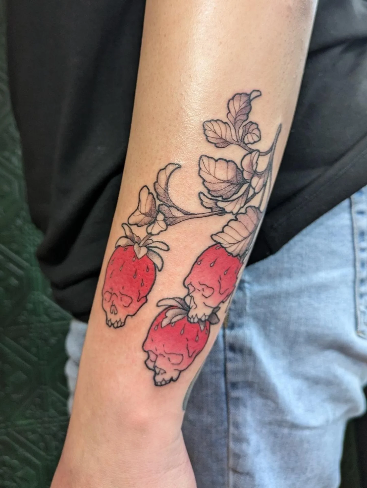 Tattoo by @neonmoonink — neo_traditional, realism