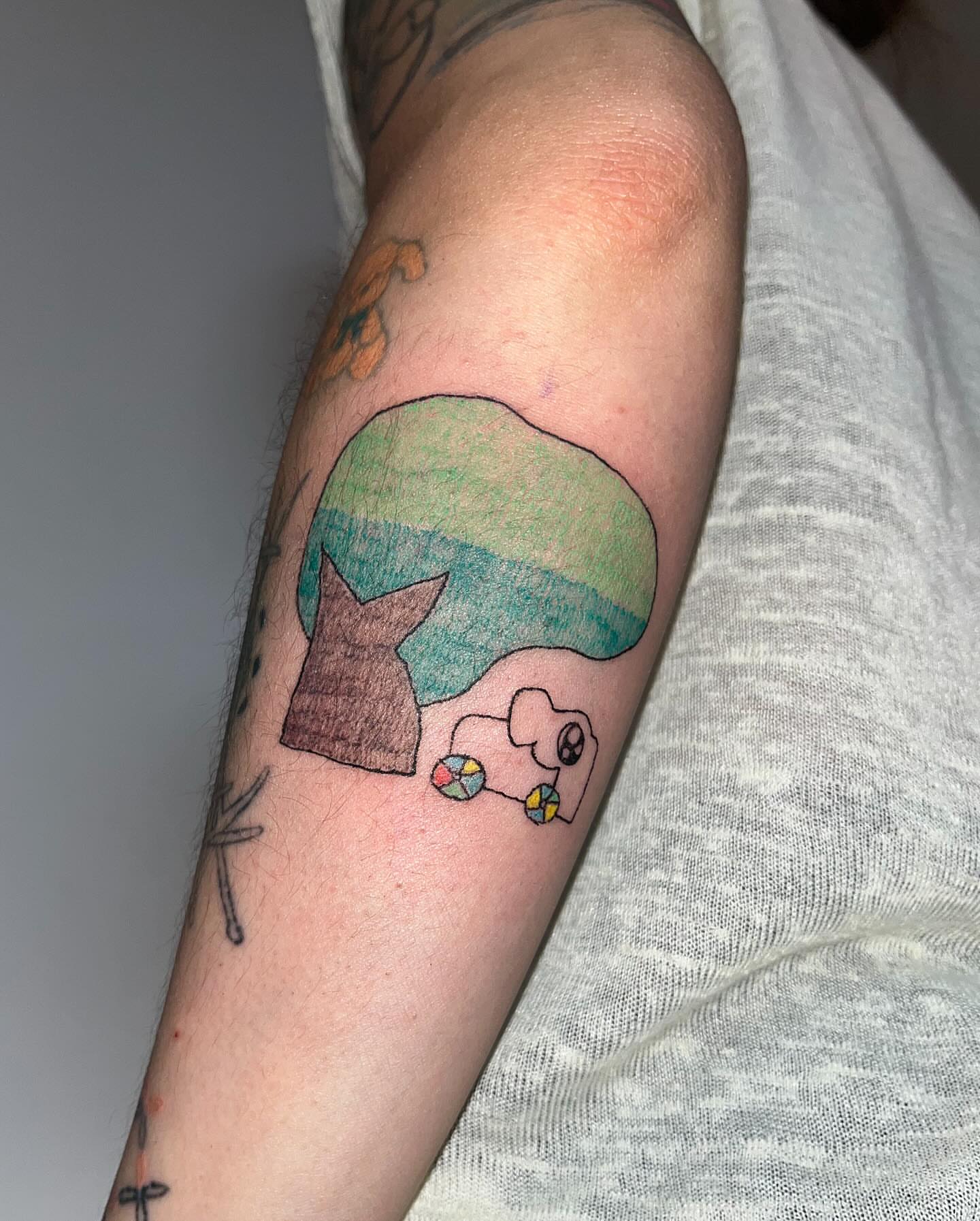 Tattoo by @allmyfeelingwerefake — dotwork