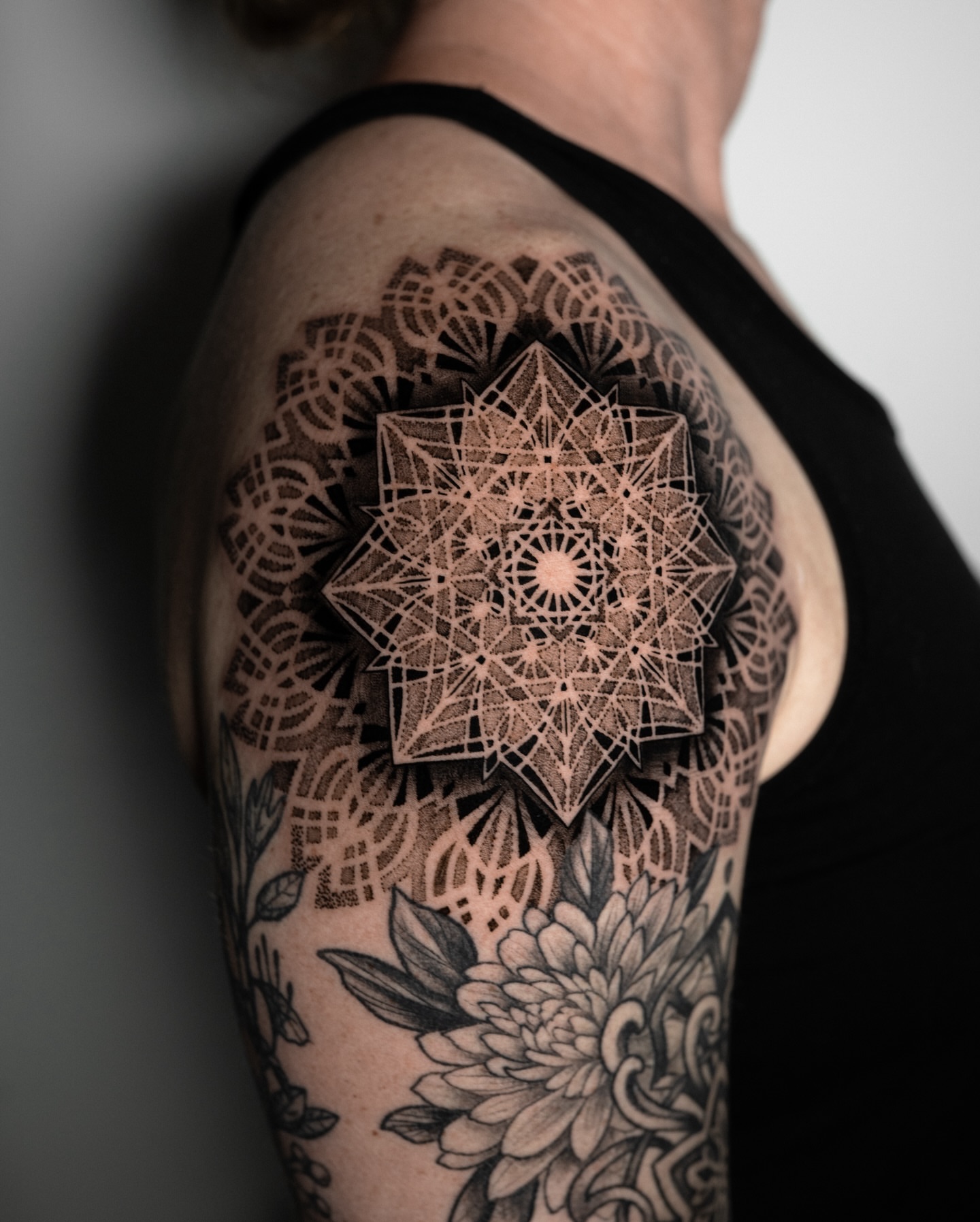 Tattoo by @bolugo_ — geometric, dotwork