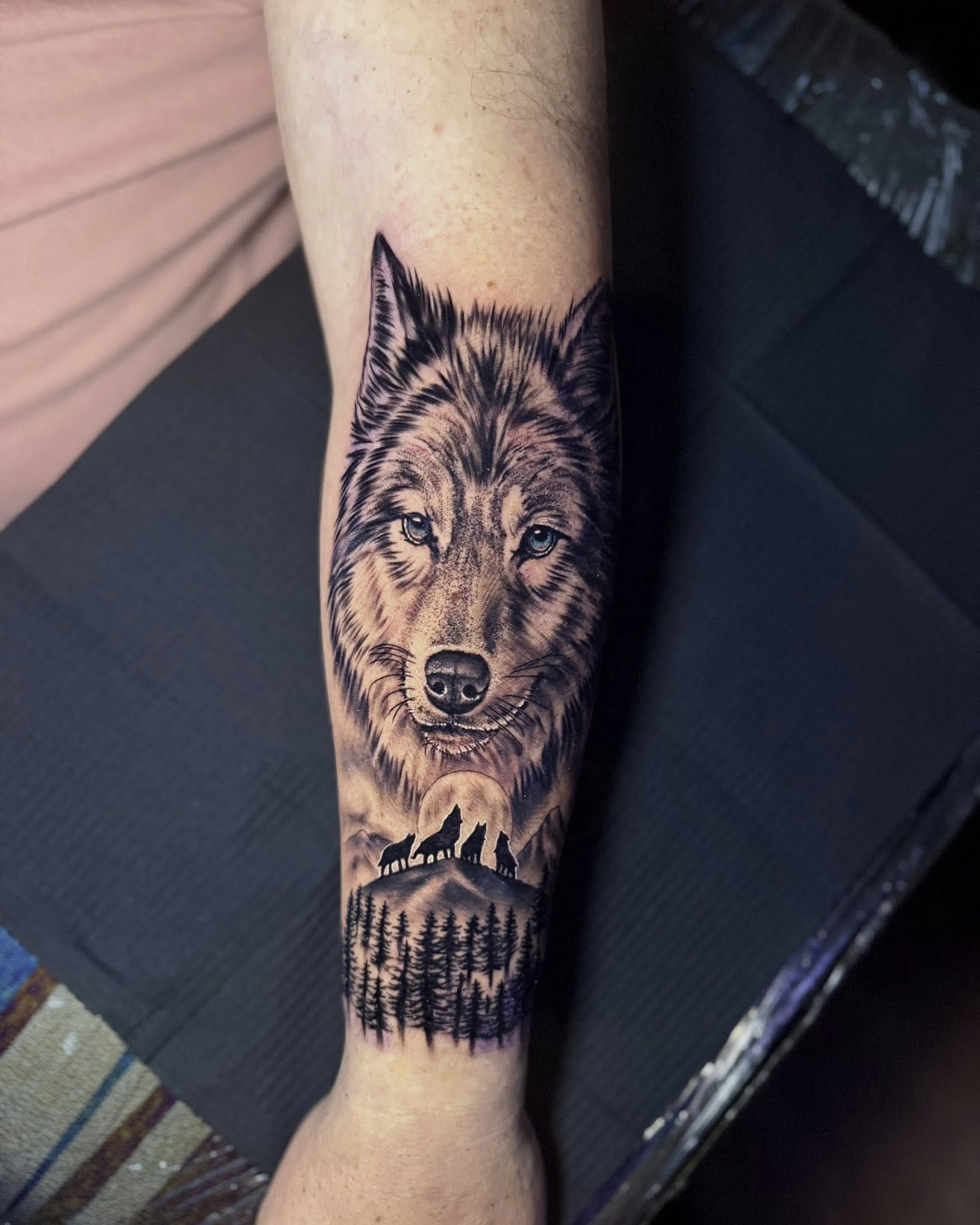 Wolf realism tattoo on the forearm by Corey Bailey, Stanton, Kentucky