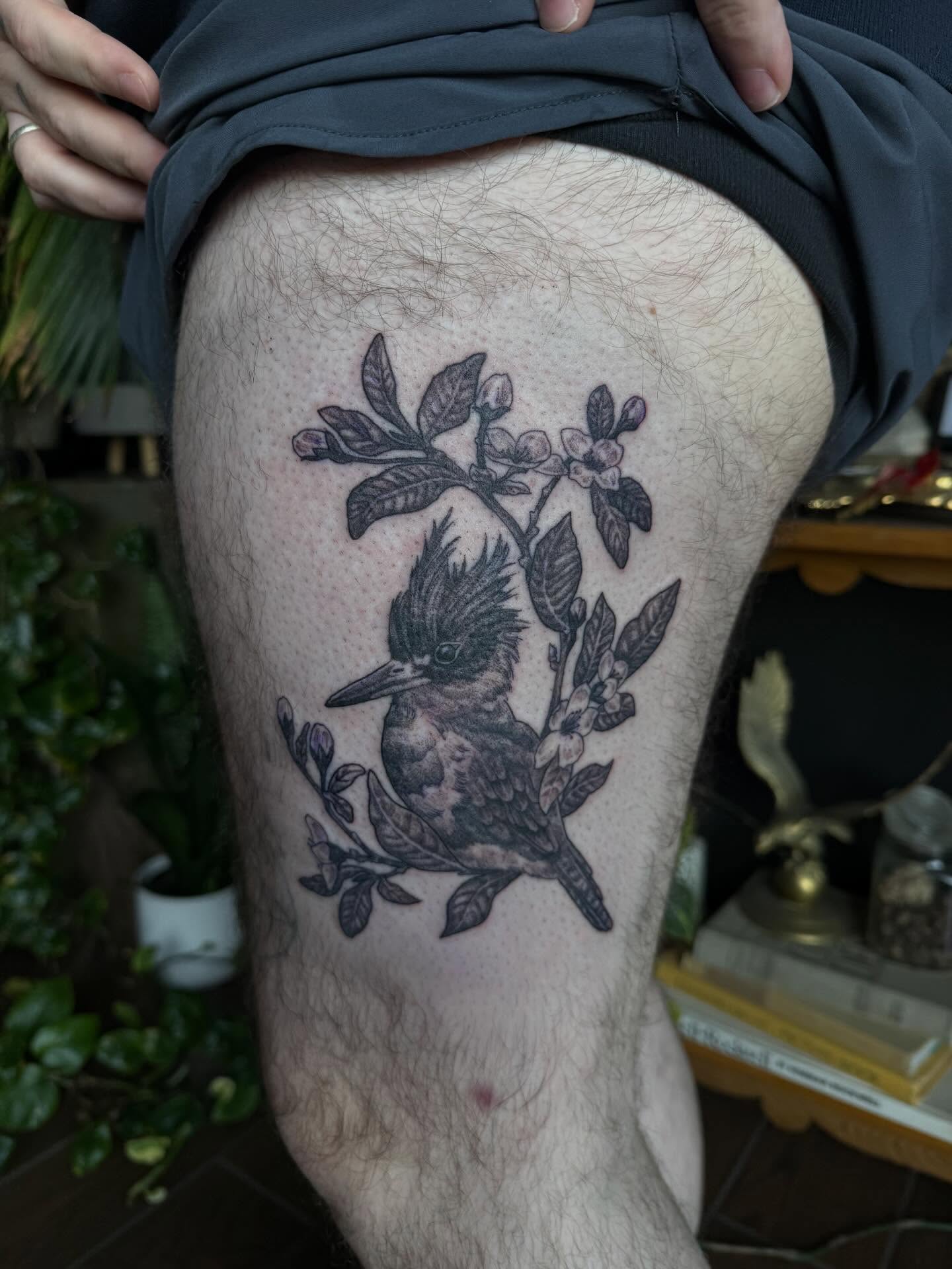 Bird and branch black and grey tattoo on the thigh by Cort Prescott 🕸 OKC Tattoo Artist, Oklahoma City, Oklahoma