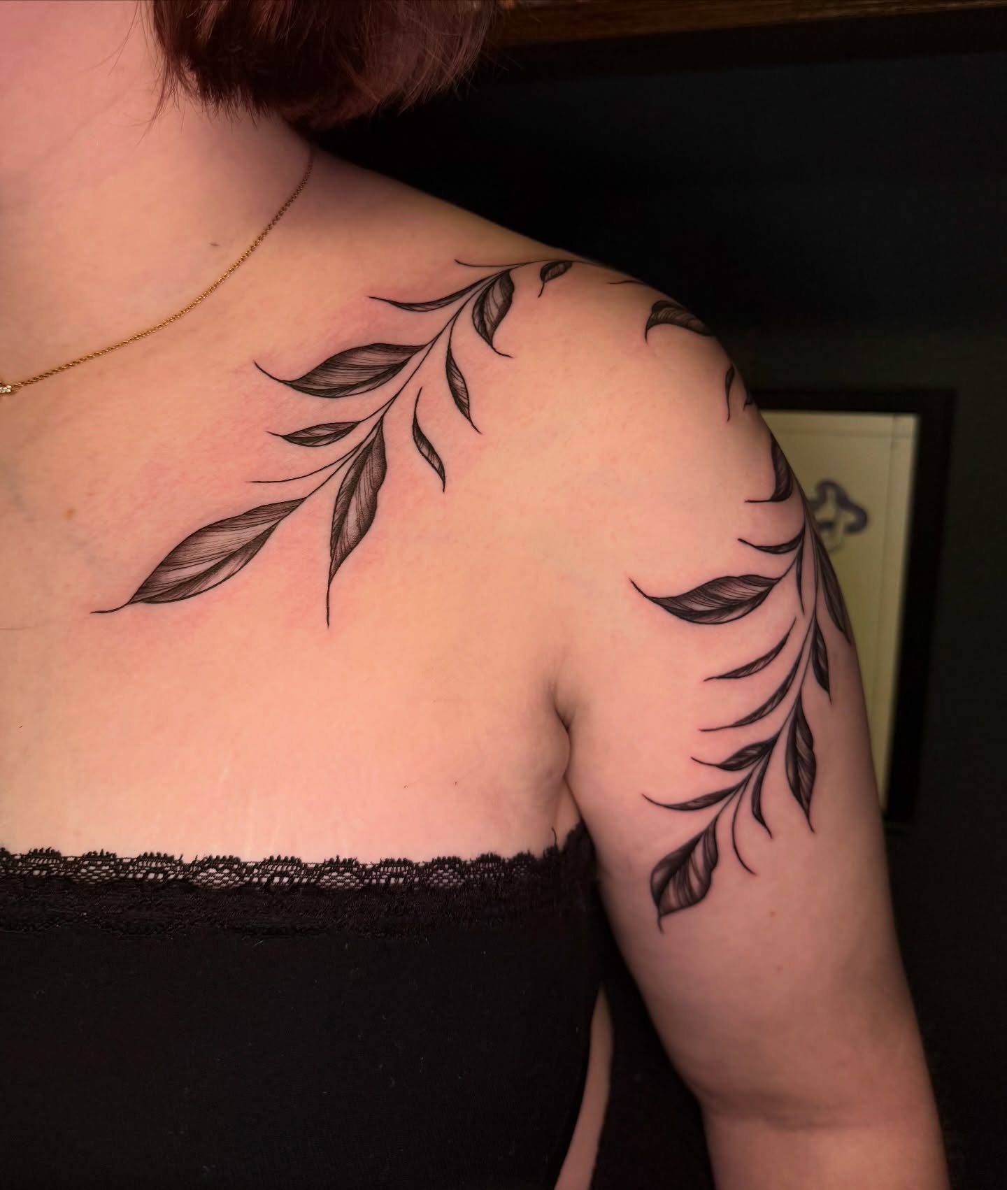 Feather black and grey tattoo on the shoulder by 𝖎𝖘𝖆 ✶ 𝖉𝖋𝖜 𝖙𝖆𝖙𝖙𝖔𝖔𝖘