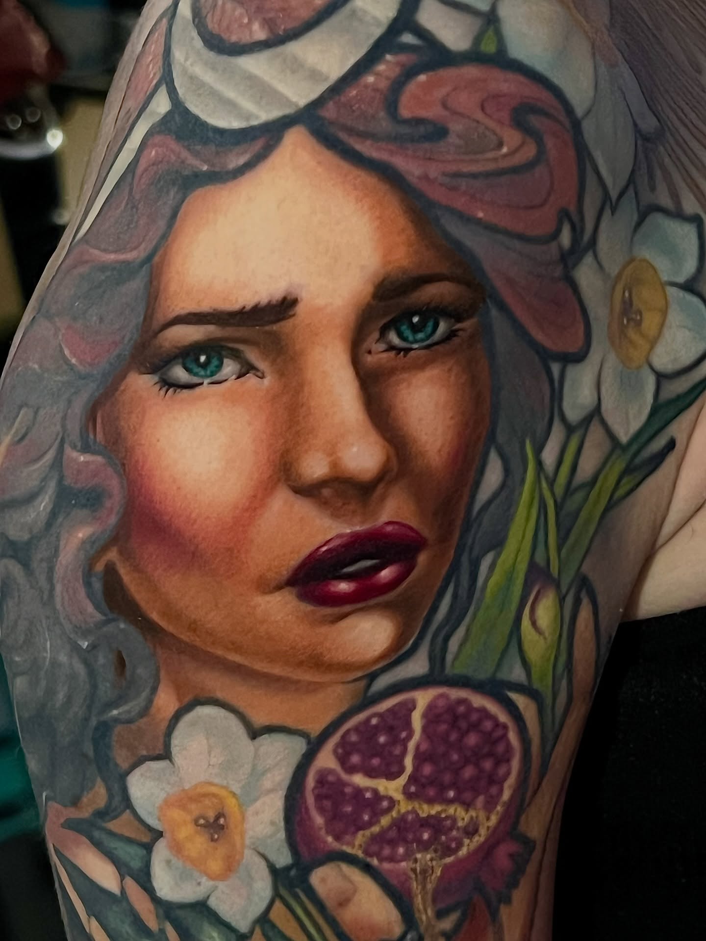 Tattoo by @blackbisontattoo β realism