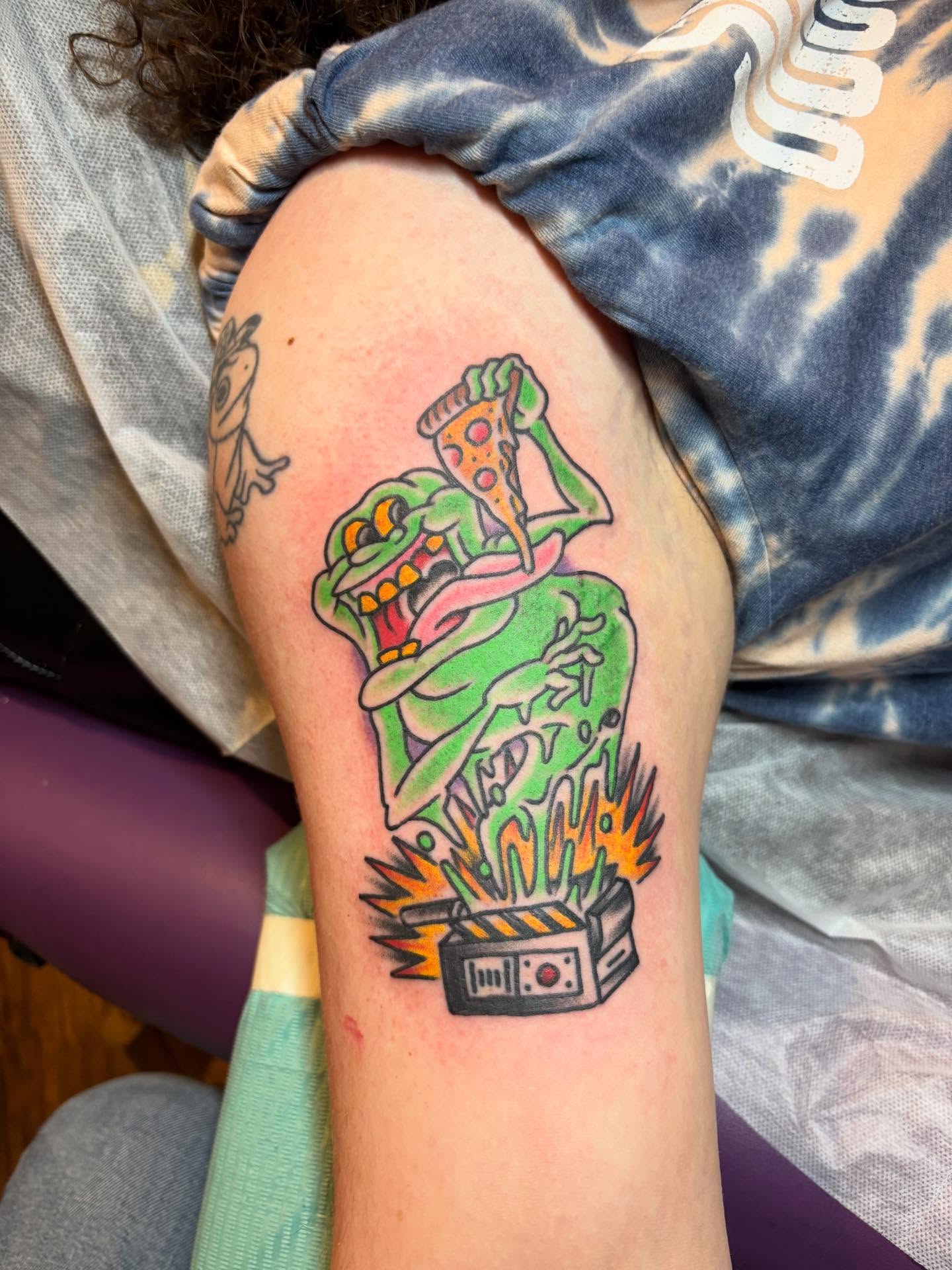 Tattoo by @hellbers — american_traditional