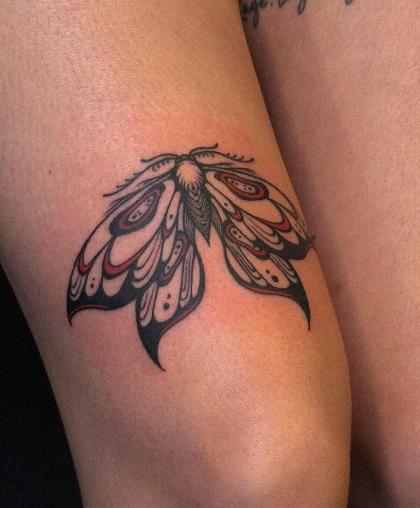 Tattoo by @hongma_tt โ ornamental