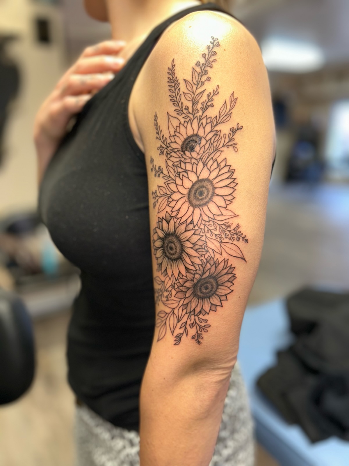 Tattoo by @hawkins.mirrandaa — black_and_grey