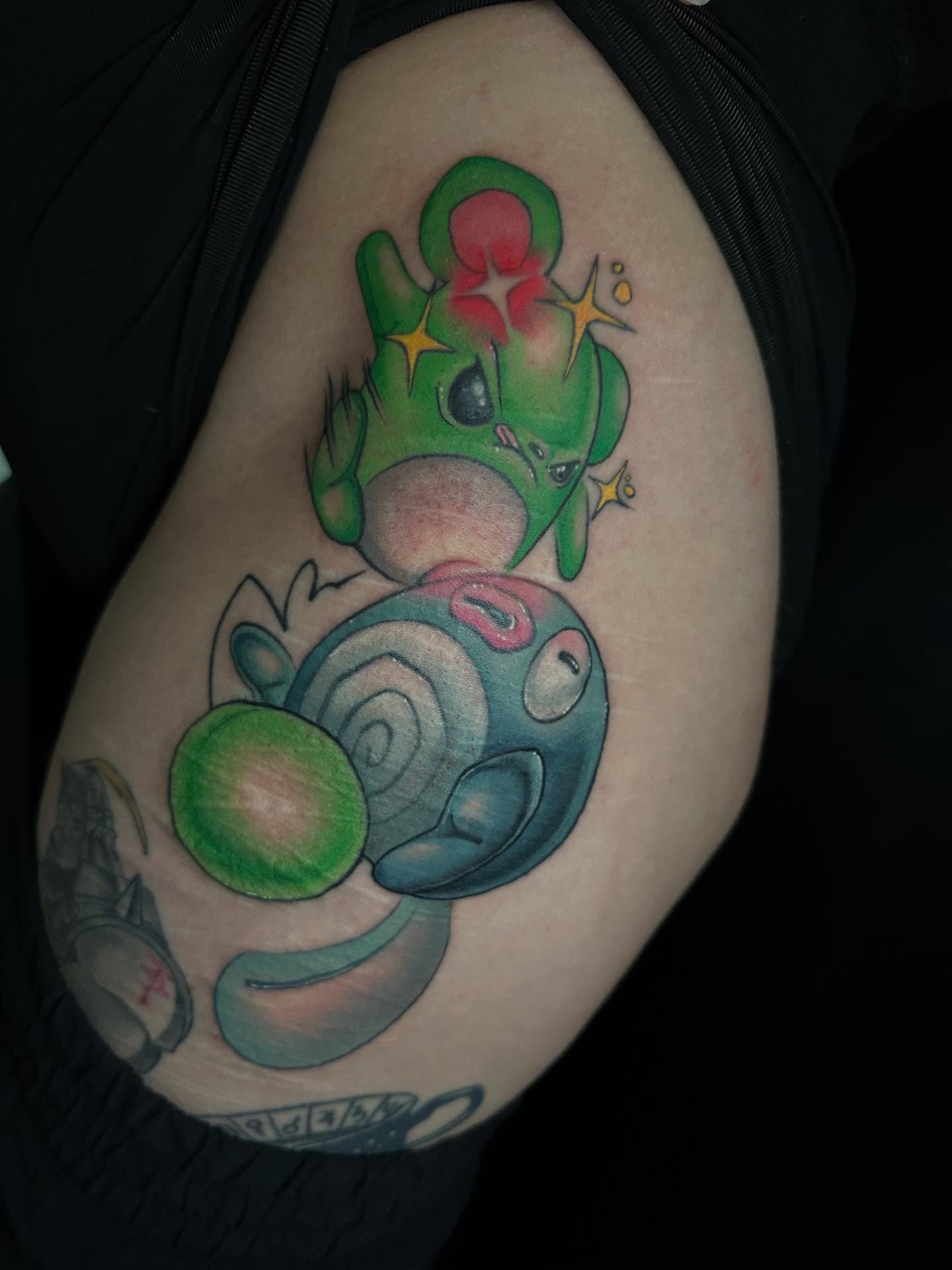 Frog and snail dotwork tattoo on the thigh by Noel Martinez, Golden, Colorado