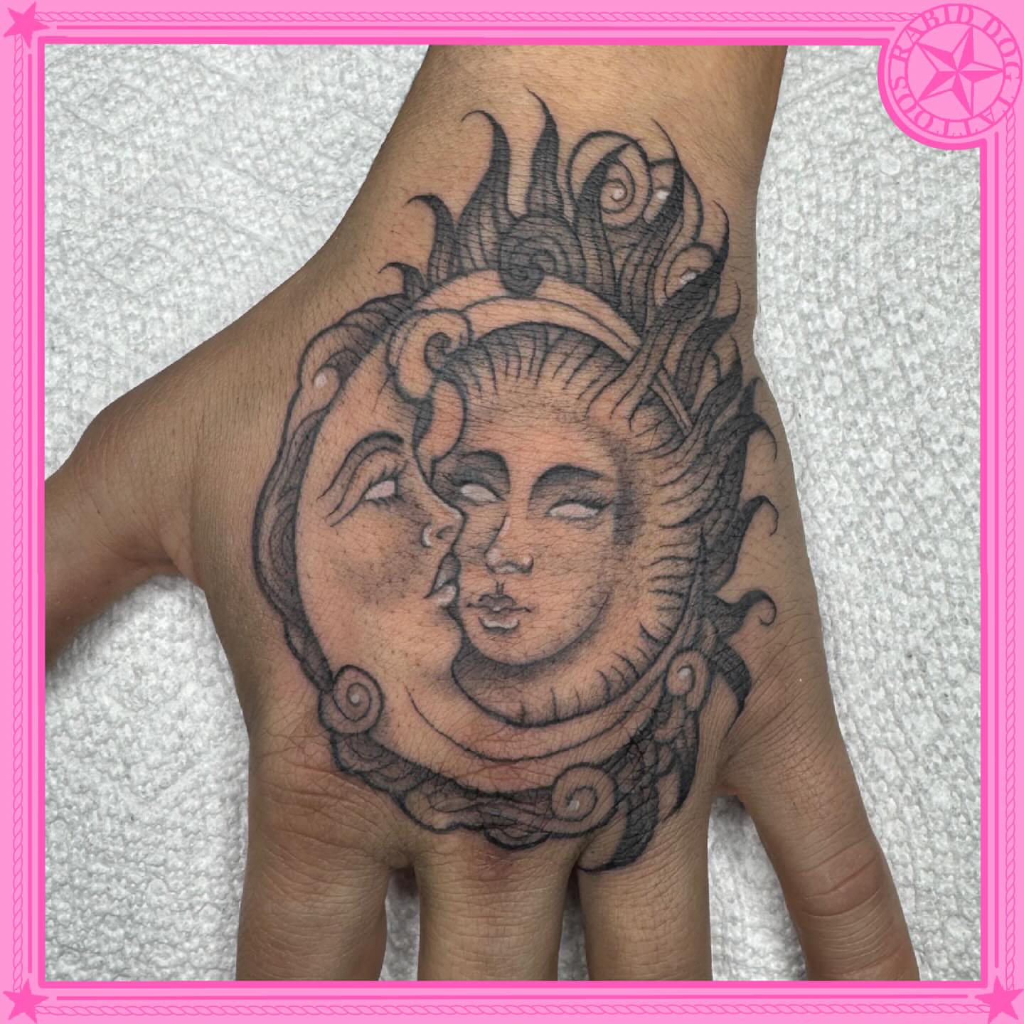 Sun and moon American traditional tattoo on the hand by 𝕷𝖊𝖝𝖎 𝕽𝖚𝖓𝖞𝖔𝖓