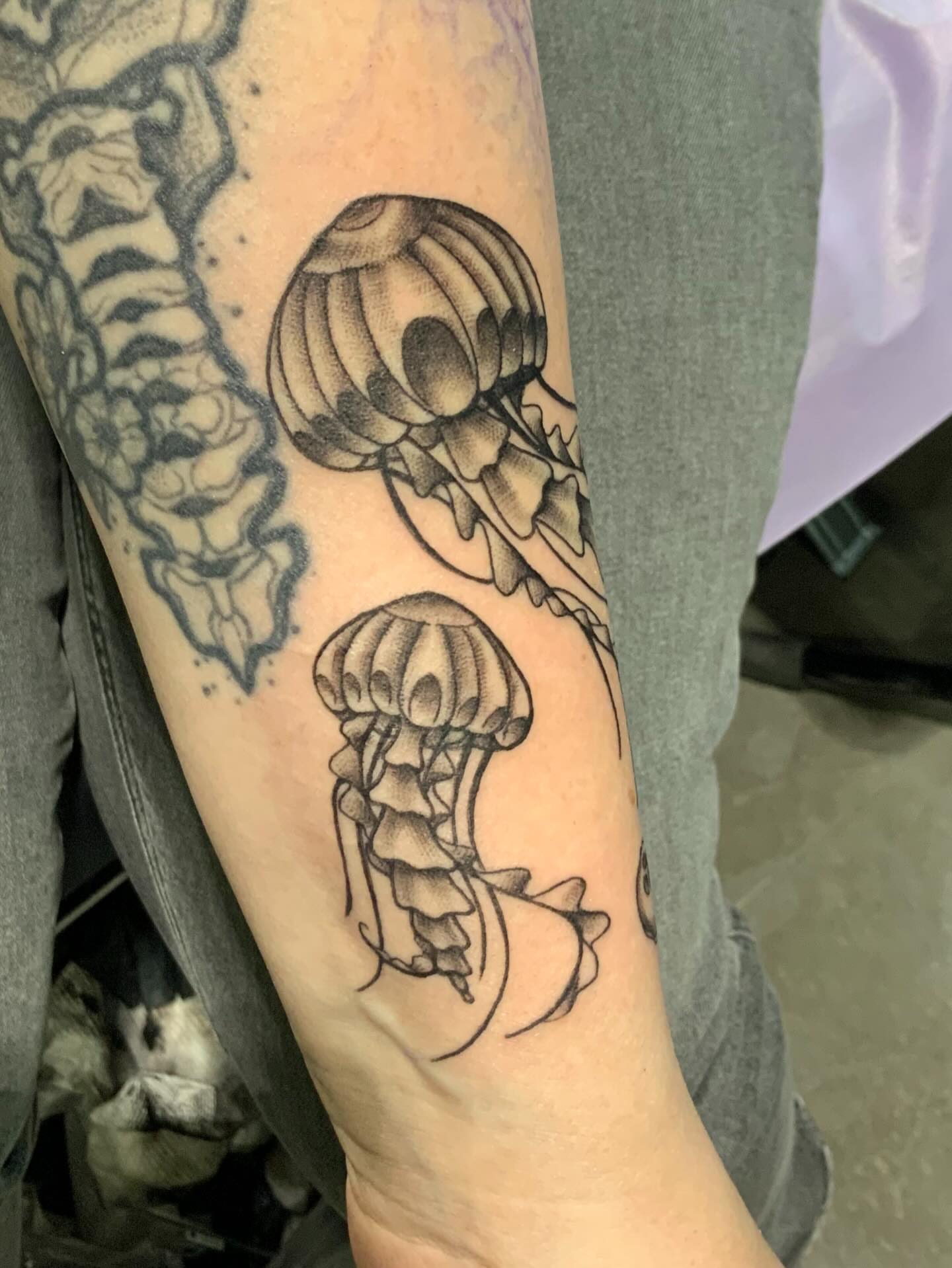 Tattoo by @electricpagan — black_and_grey