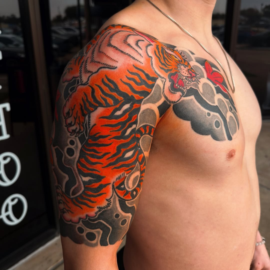 Tattoo by @rui_tattoos — japanese_irezumi, blackwork