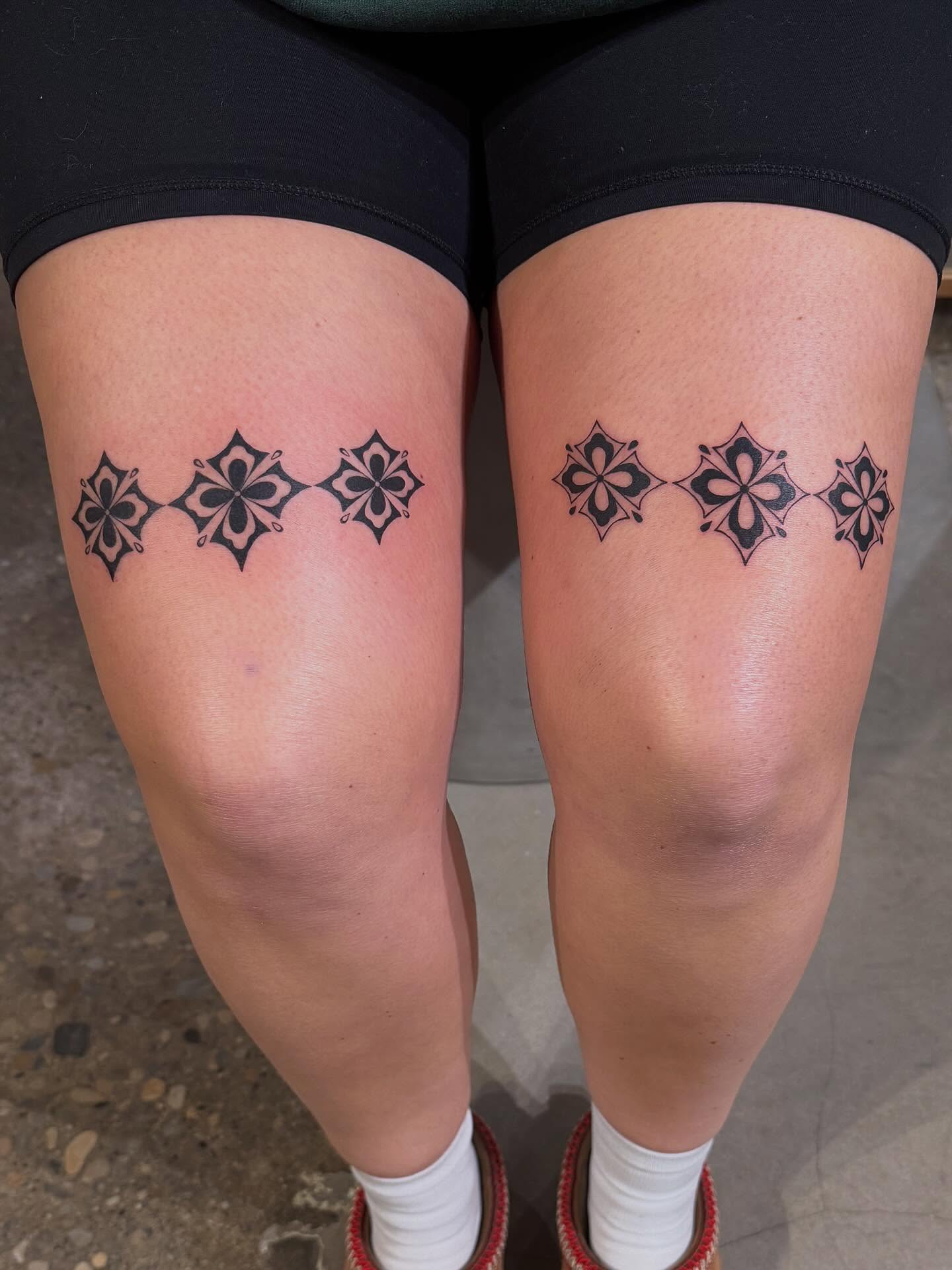 Geometric pattern geometric tattoo on the thigh by Leah Ramos
