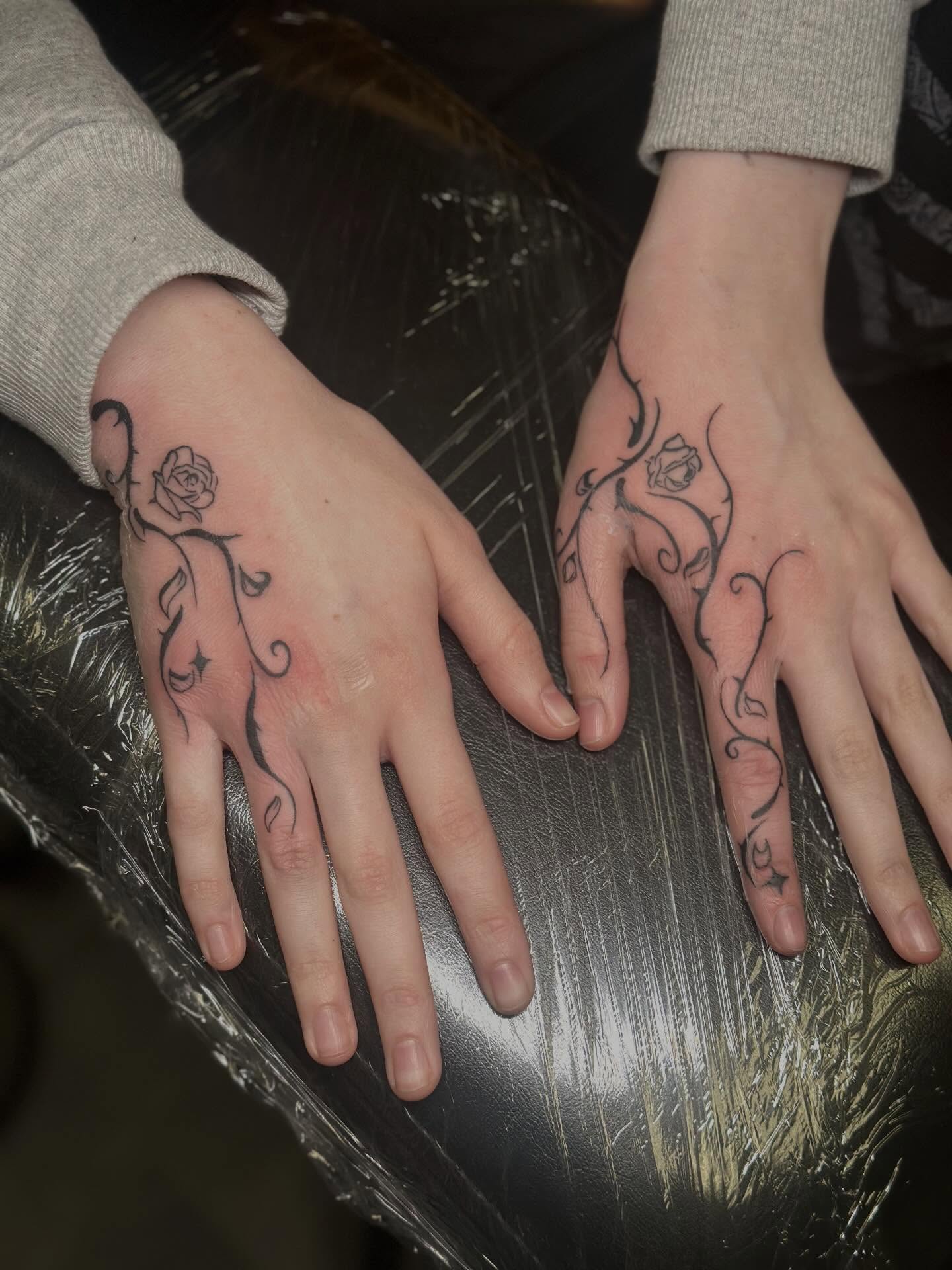 Tattoo by @kennartattoo — black_and_grey