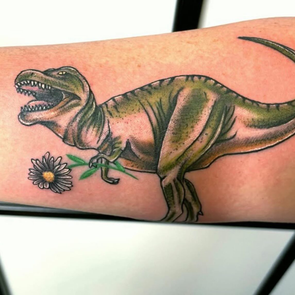 Tattoo by @hobokellyart โ realism