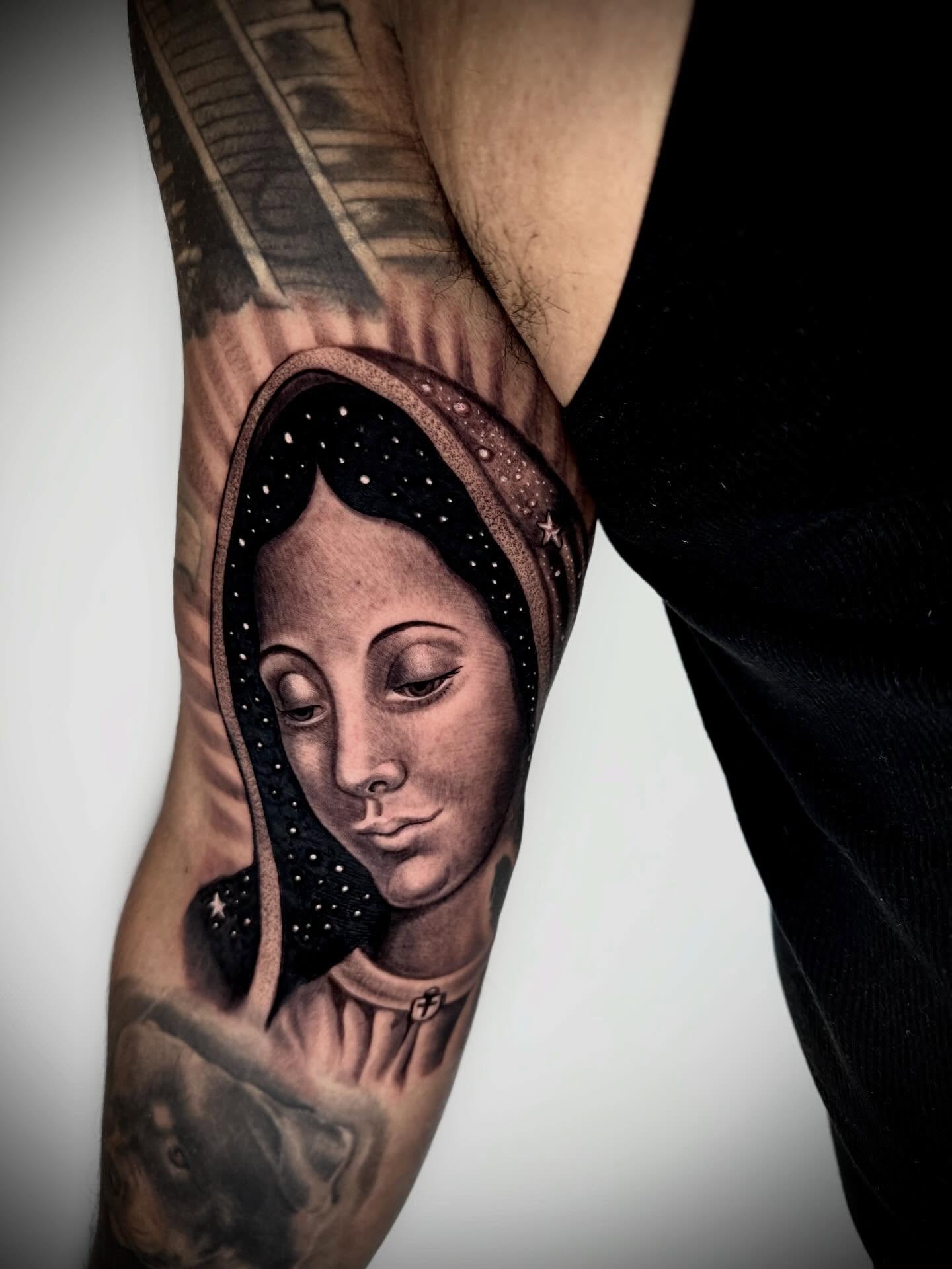 Tattoo by @danielruiz_art — realism, dotwork