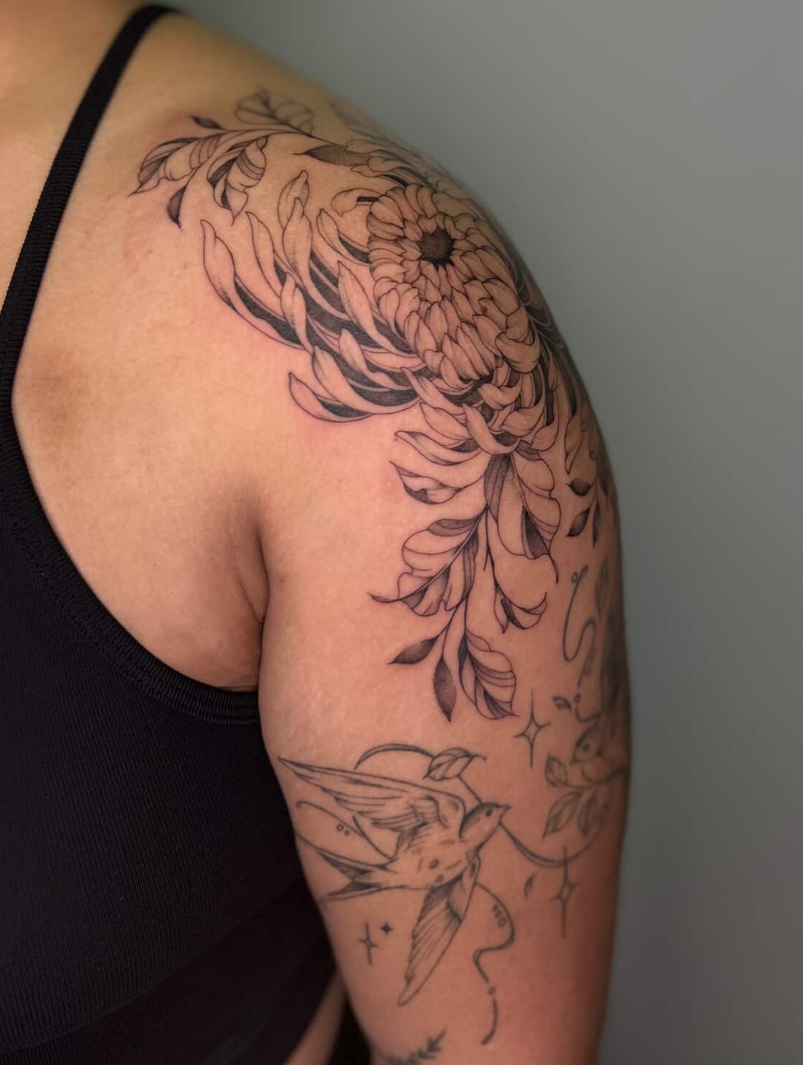 Tattoo by @bycristaliana — black_and_grey
