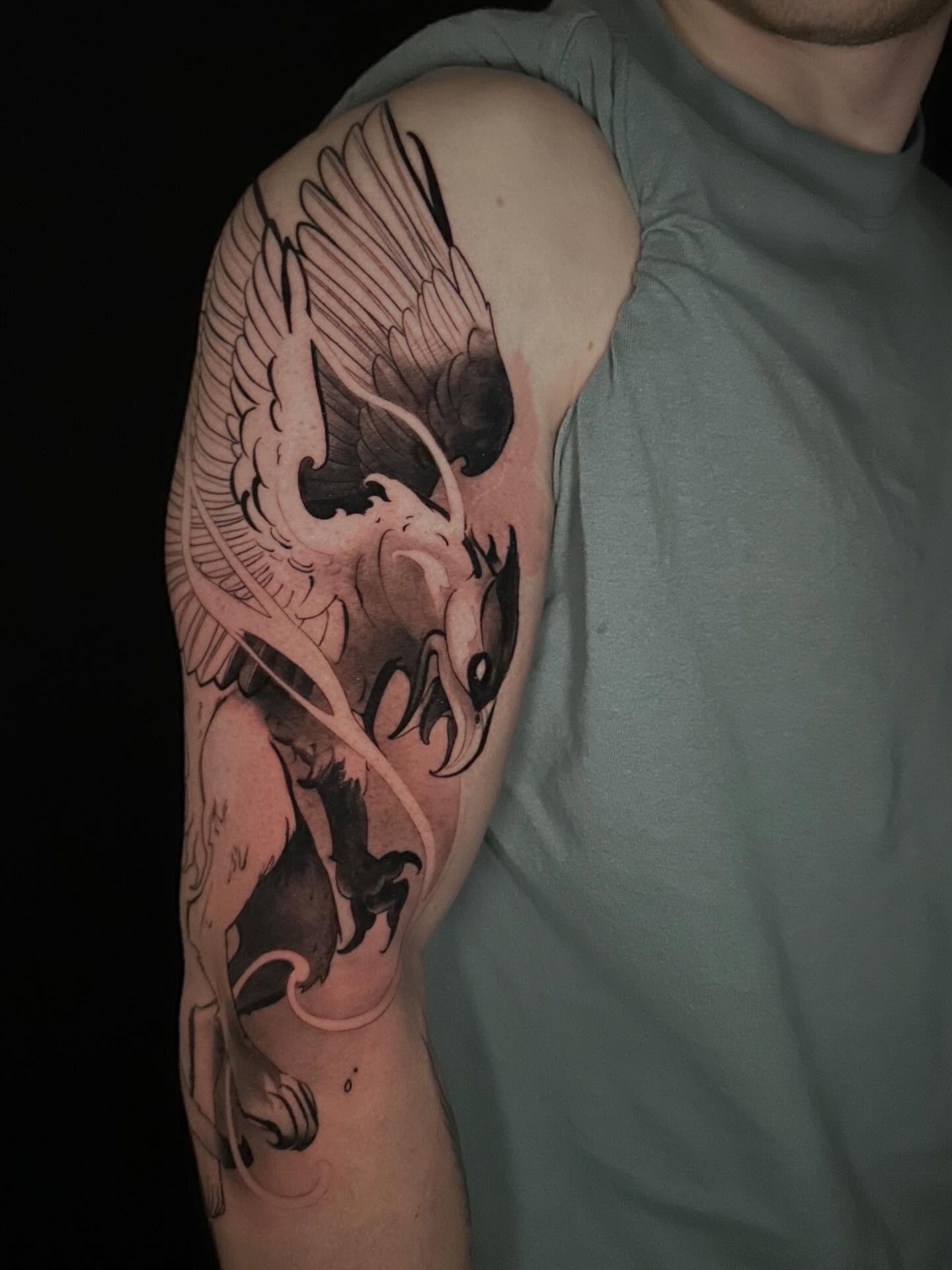 Tattoo by @nathanadsitart — black_and_grey