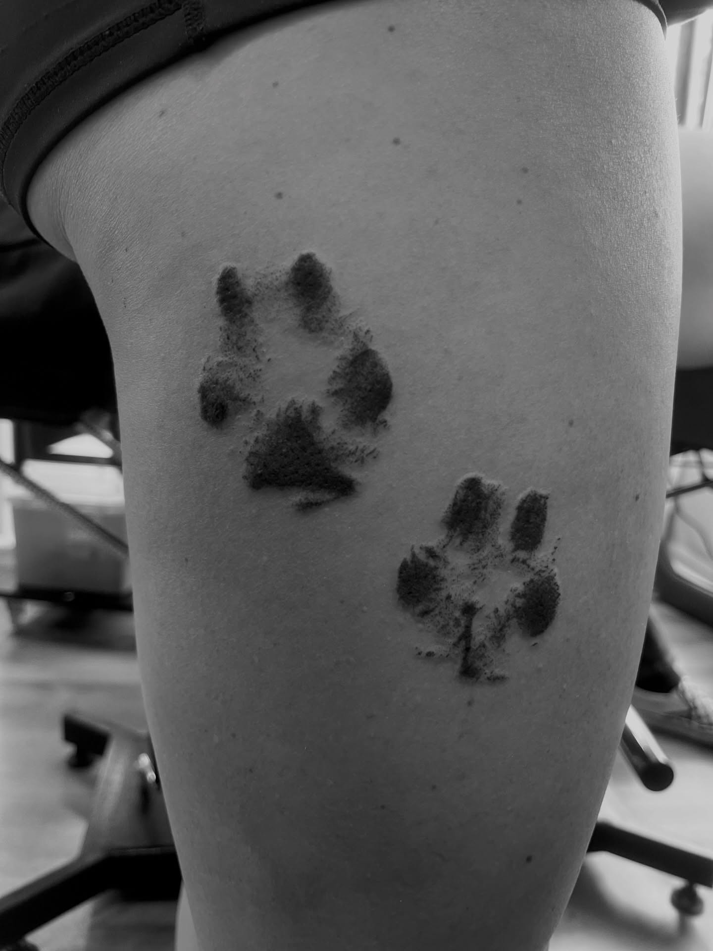 Tattoo by @alexztats — black_and_grey