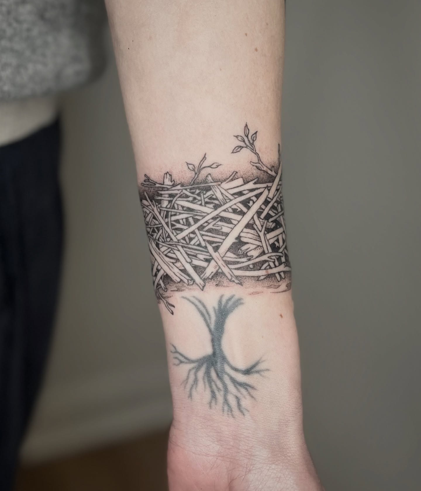 Tattoo by @siltyloamtattoo — dotwork, black_and_grey