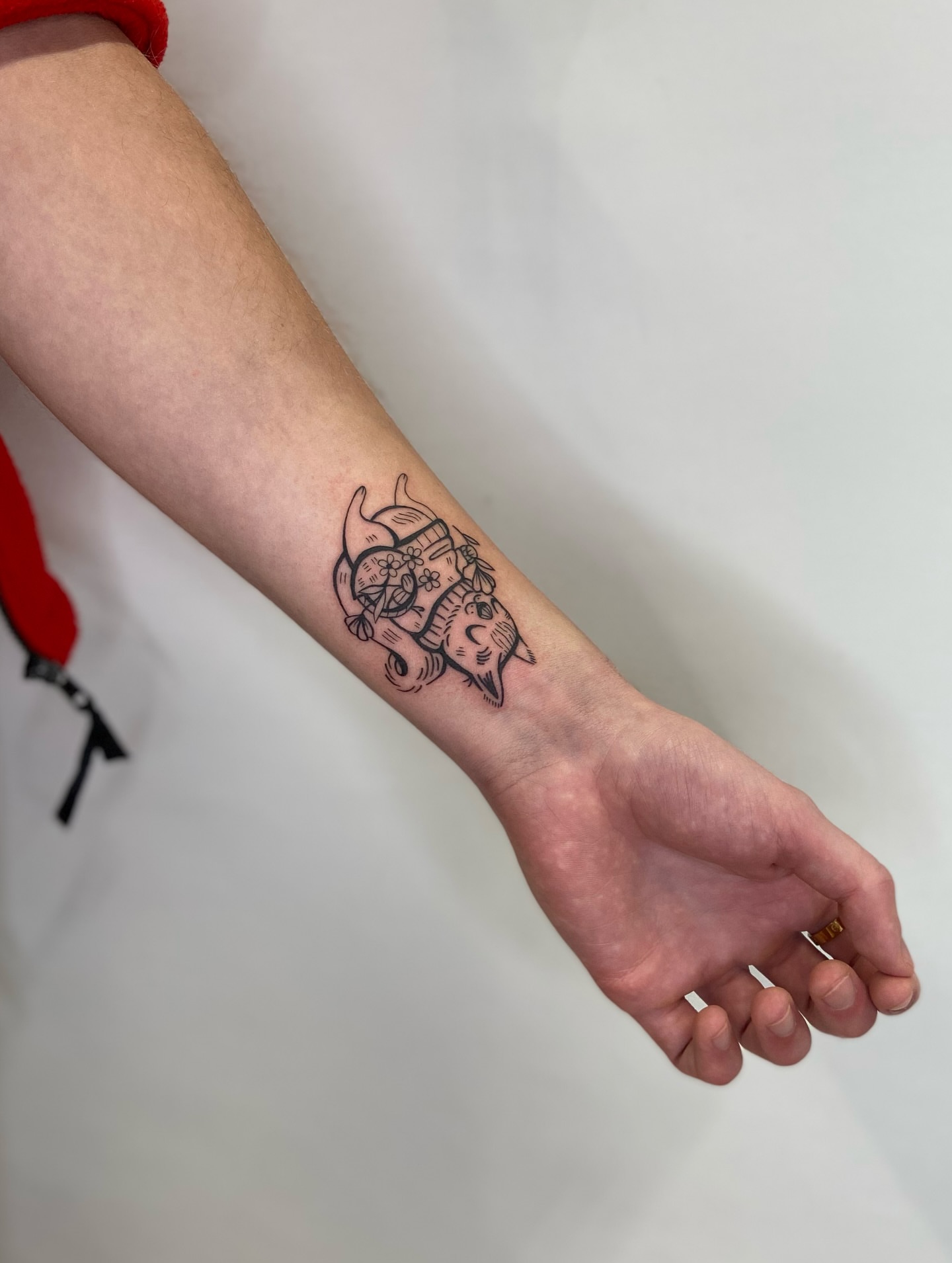 Tattoo by @cathbraungrenier — american_traditional