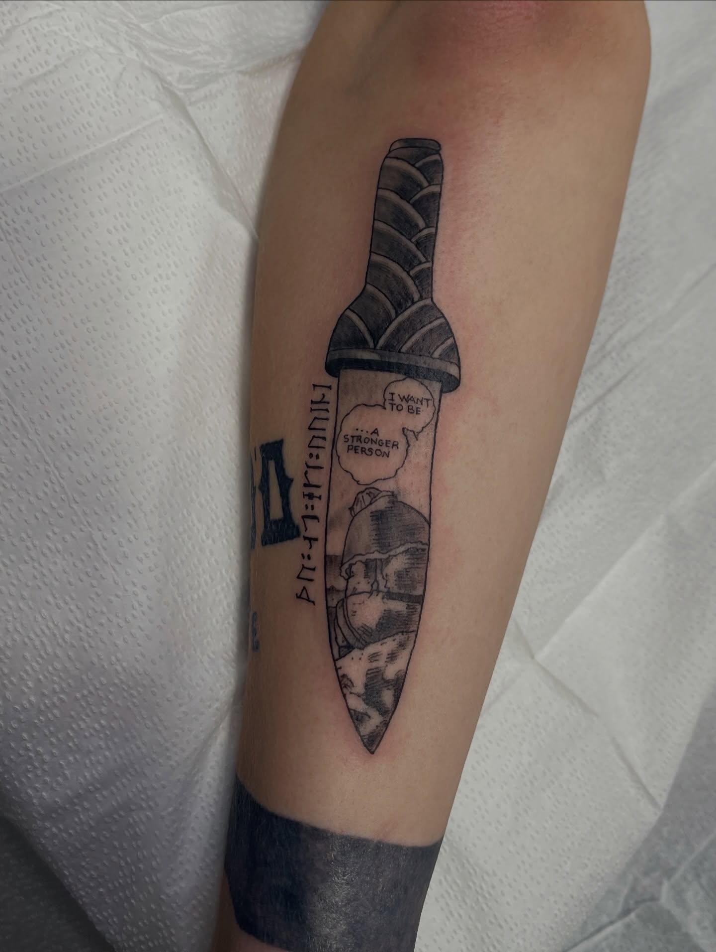 Tattoo by @jonathanharts_ — black_and_grey