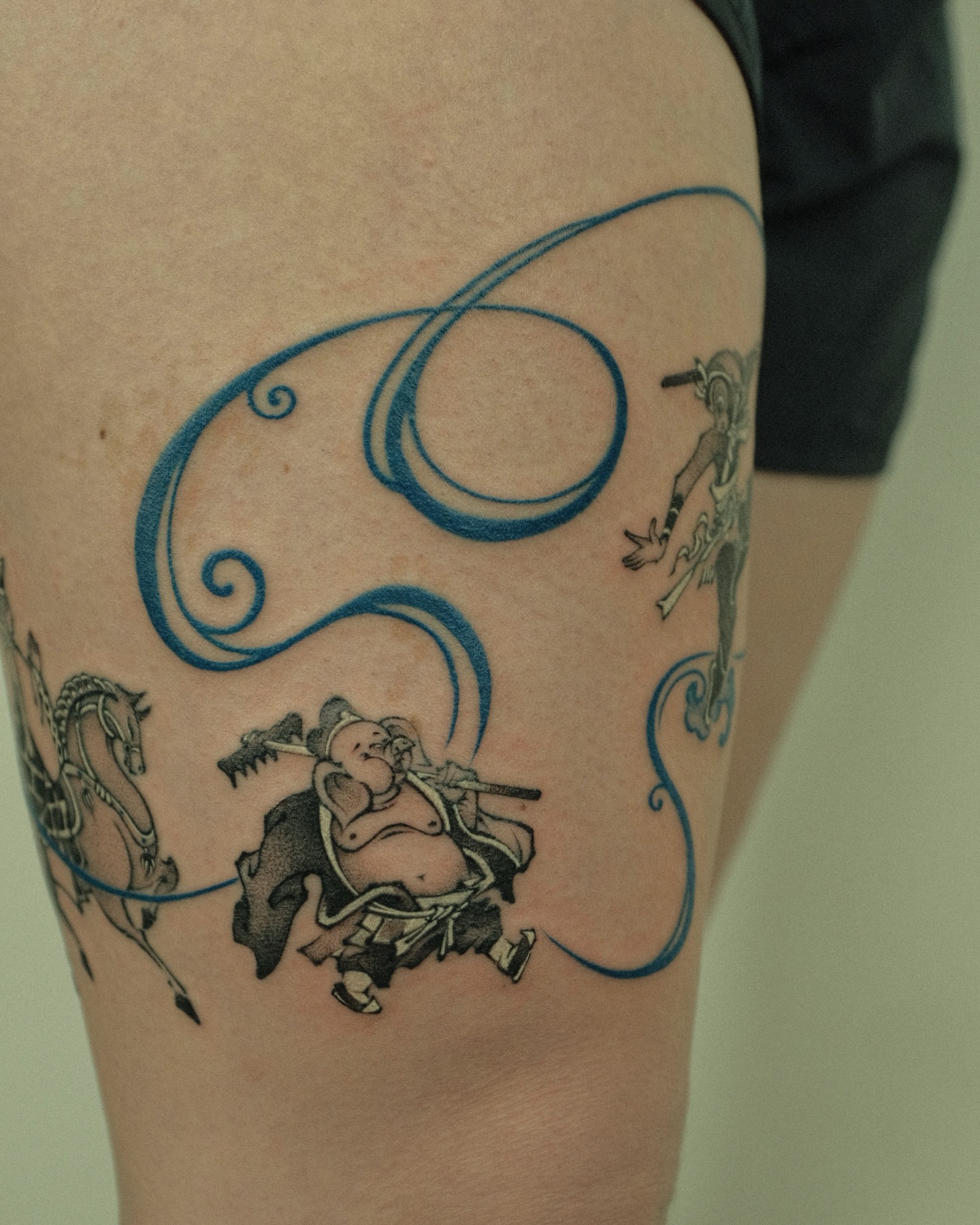Tattoo by @xiaolun_tatt — black_and_grey