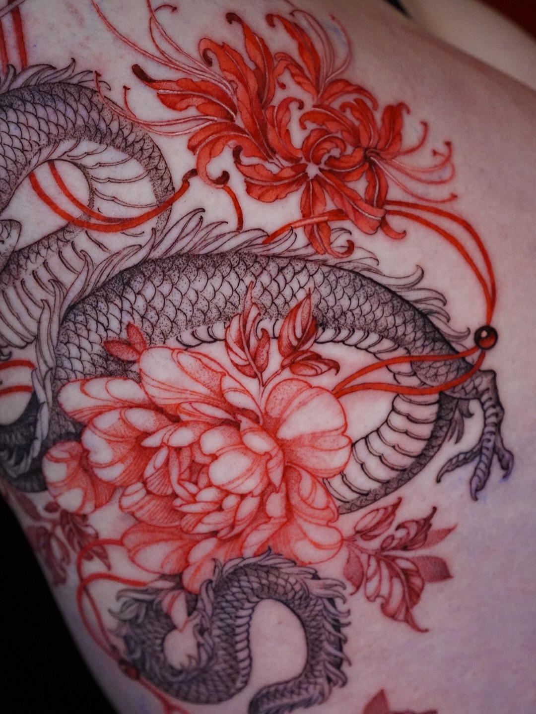 Dragon and chrysanthemum japanese irezumi tattoo on the shoulder by 🌛 Lê Huỳnh🌜, Dallas, Texas