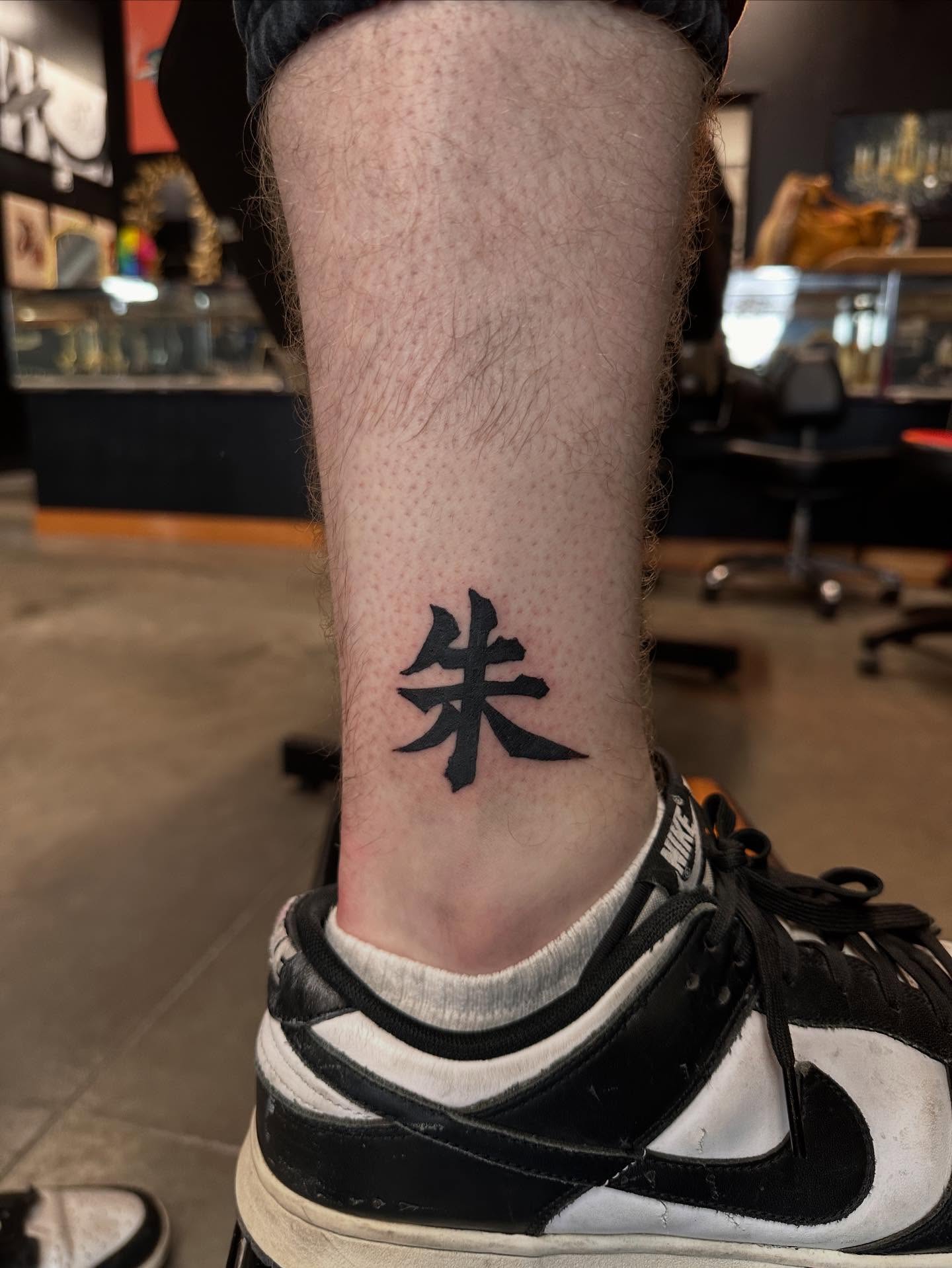 Tattoo by @gwt_artworks — black_and_grey