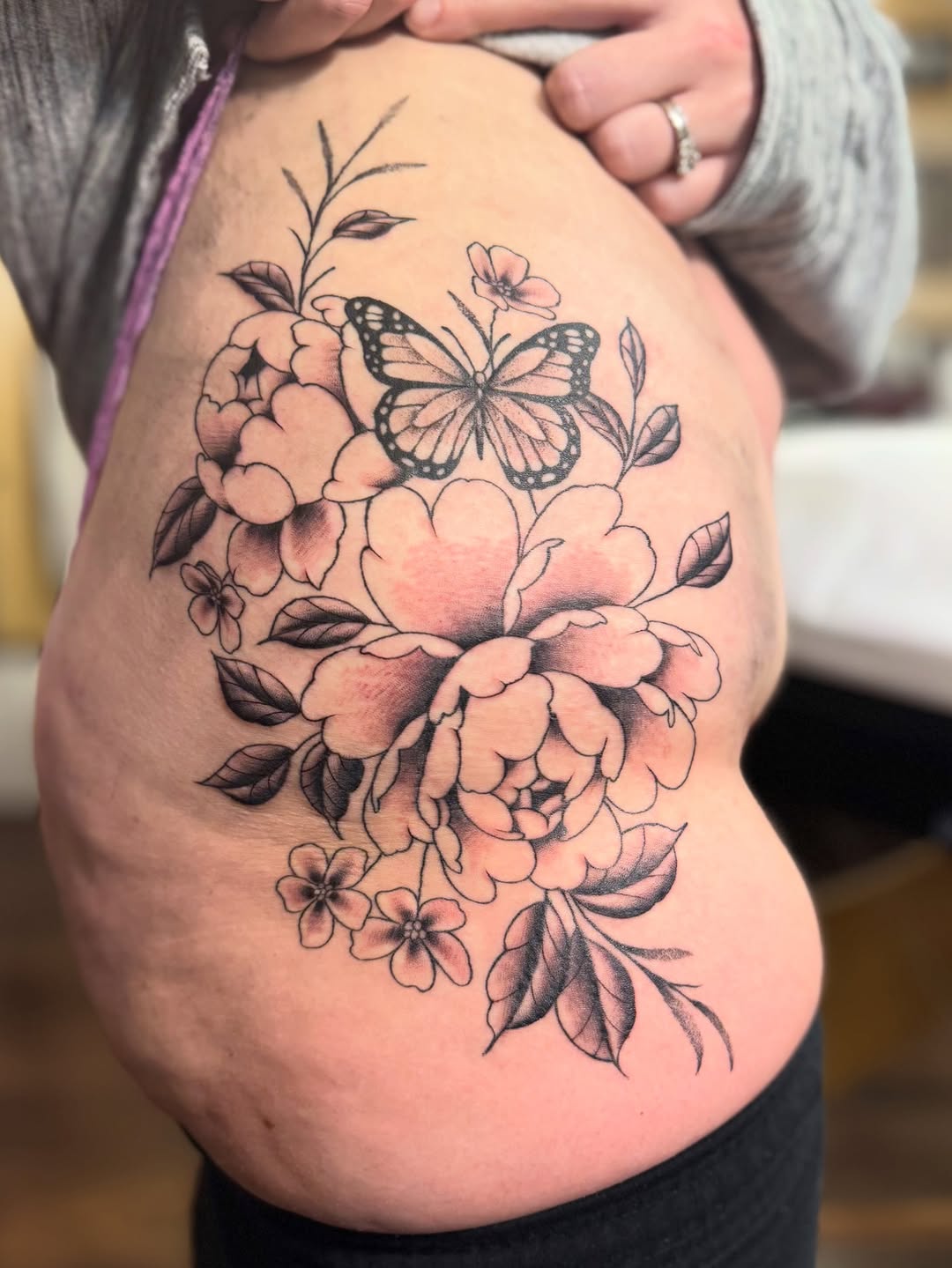 Tattoo by @lilmazetattoos — fine_line, black_and_grey