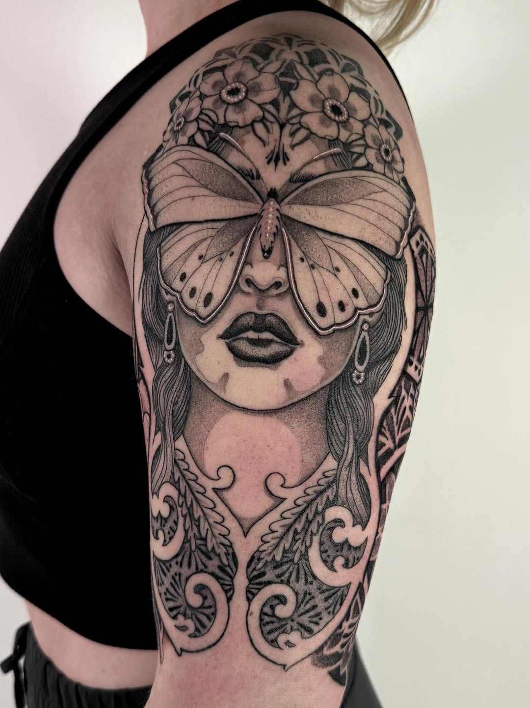 Tattoo by @luna_sea_tattoo — black_and_grey, realism