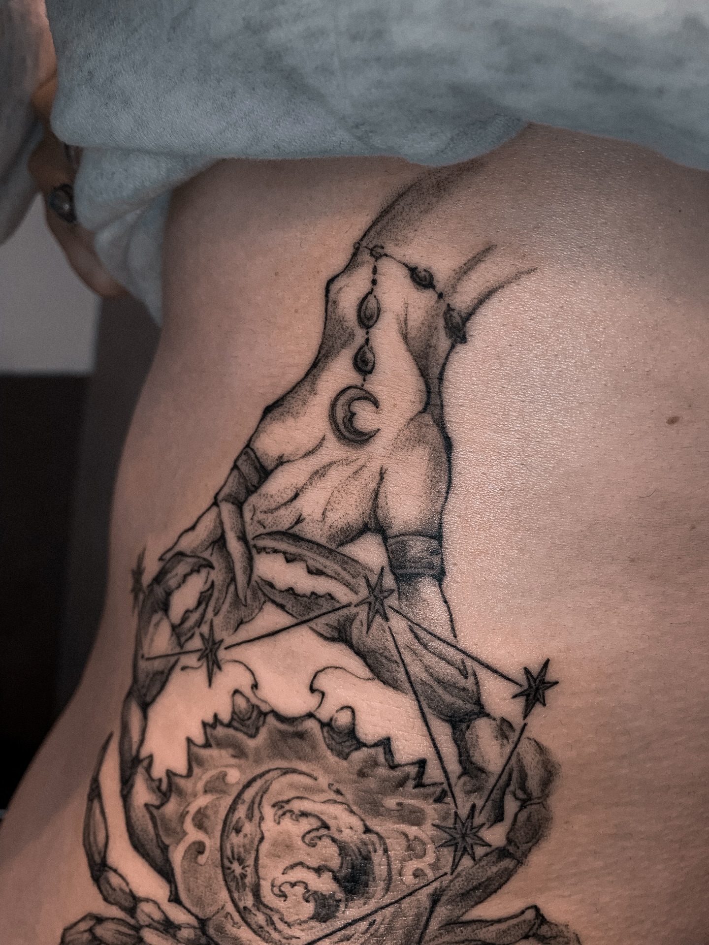 Tattoo by @__21.tattooworkerz__ — dotwork, realism
