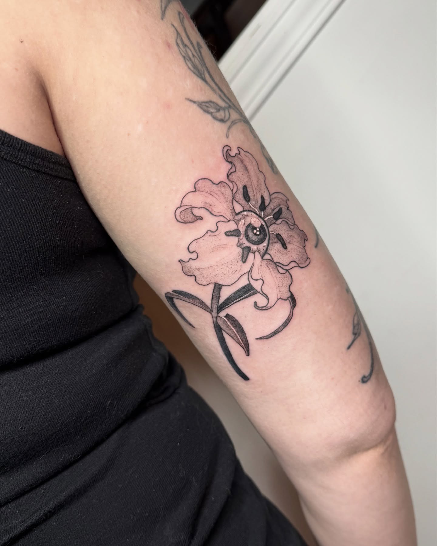 Tattoo by @scaledxwingstattoo โ black_and_grey